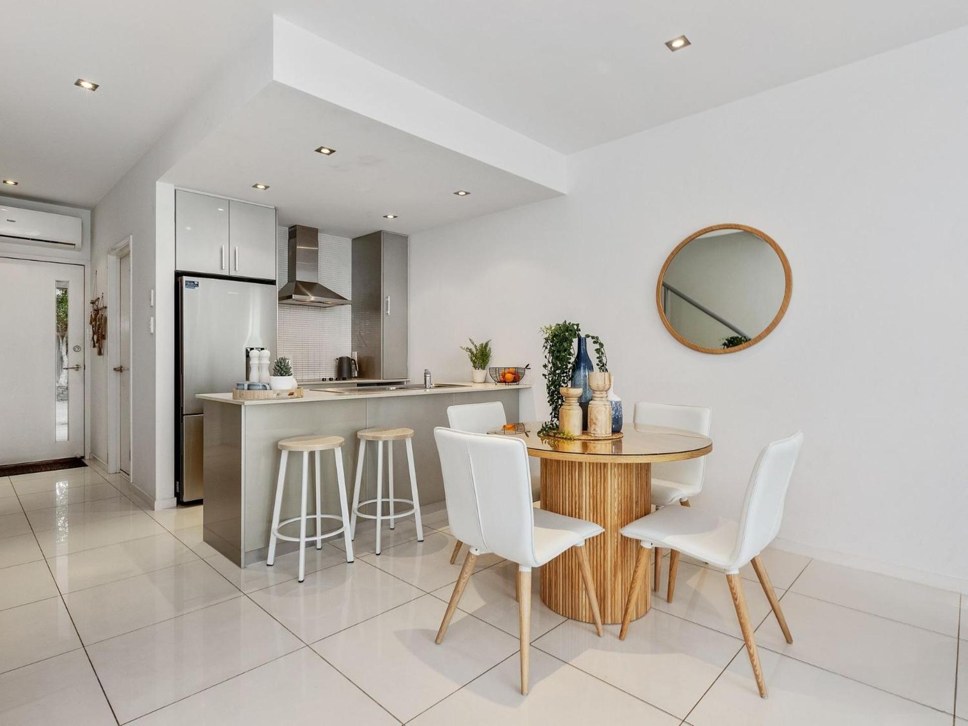 Beachside Haven Modern Townhouse with Pool