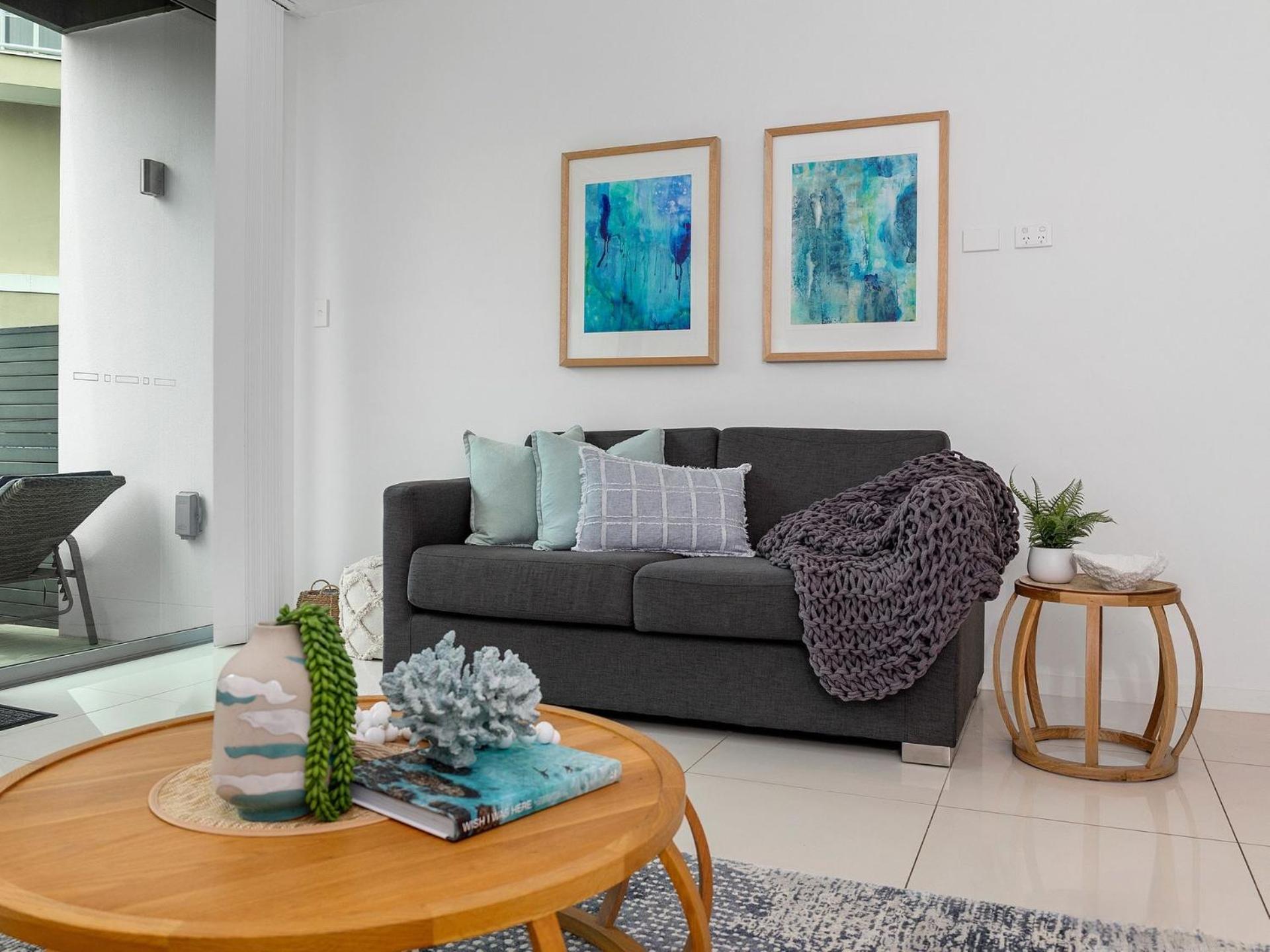 Beachside Haven Modern Townhouse with Pool