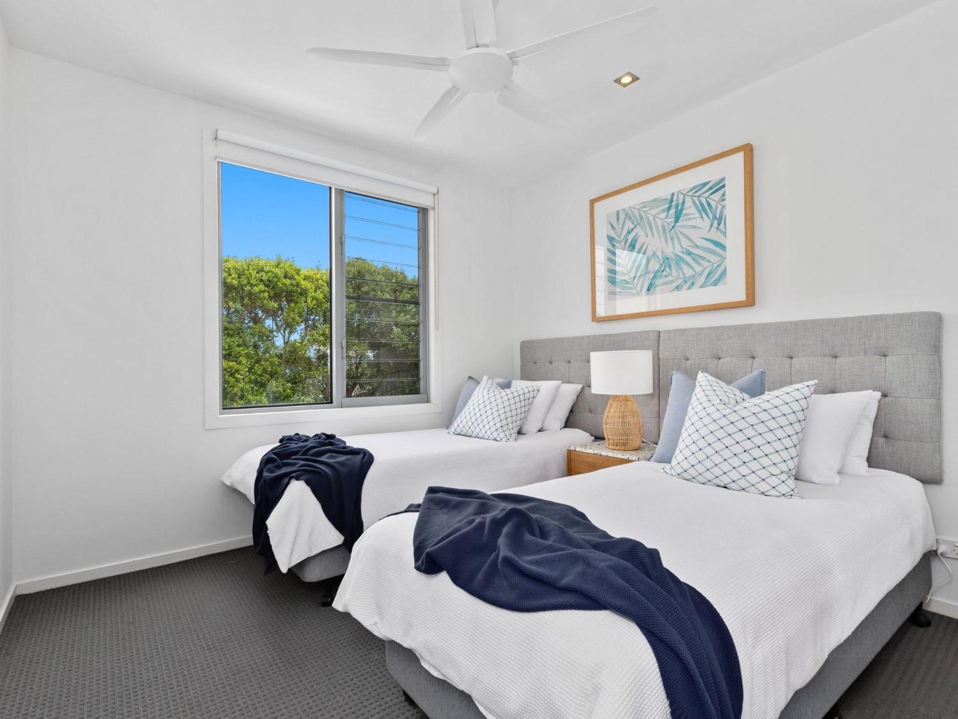 Beachside Haven Modern Townhouse with Pool