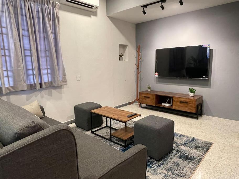 1BR 2bathroom 6px v Pool Table nr USM n Nam Wah Ee photo 4