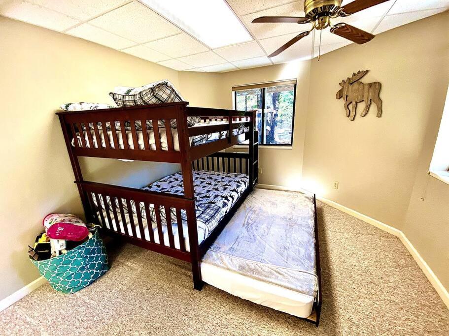 *Mountain Retreat*Fireplace*SpaTub*Sleeps 11* view 5