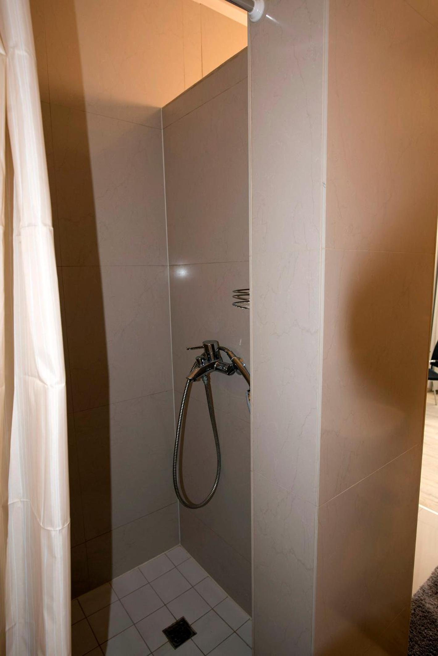 Photo 16
