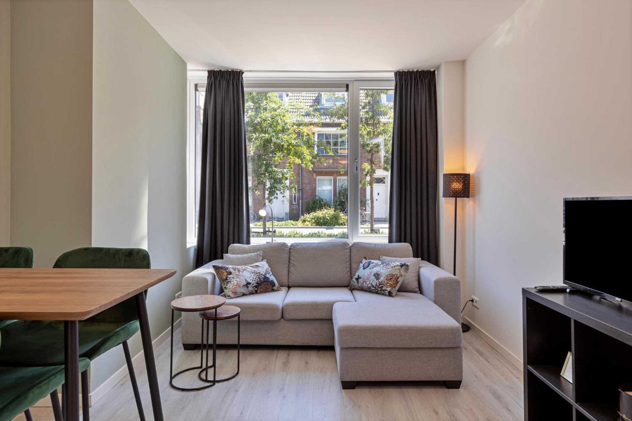 Eindhoven City Suites Hertogstraat F Modern 4P view 2