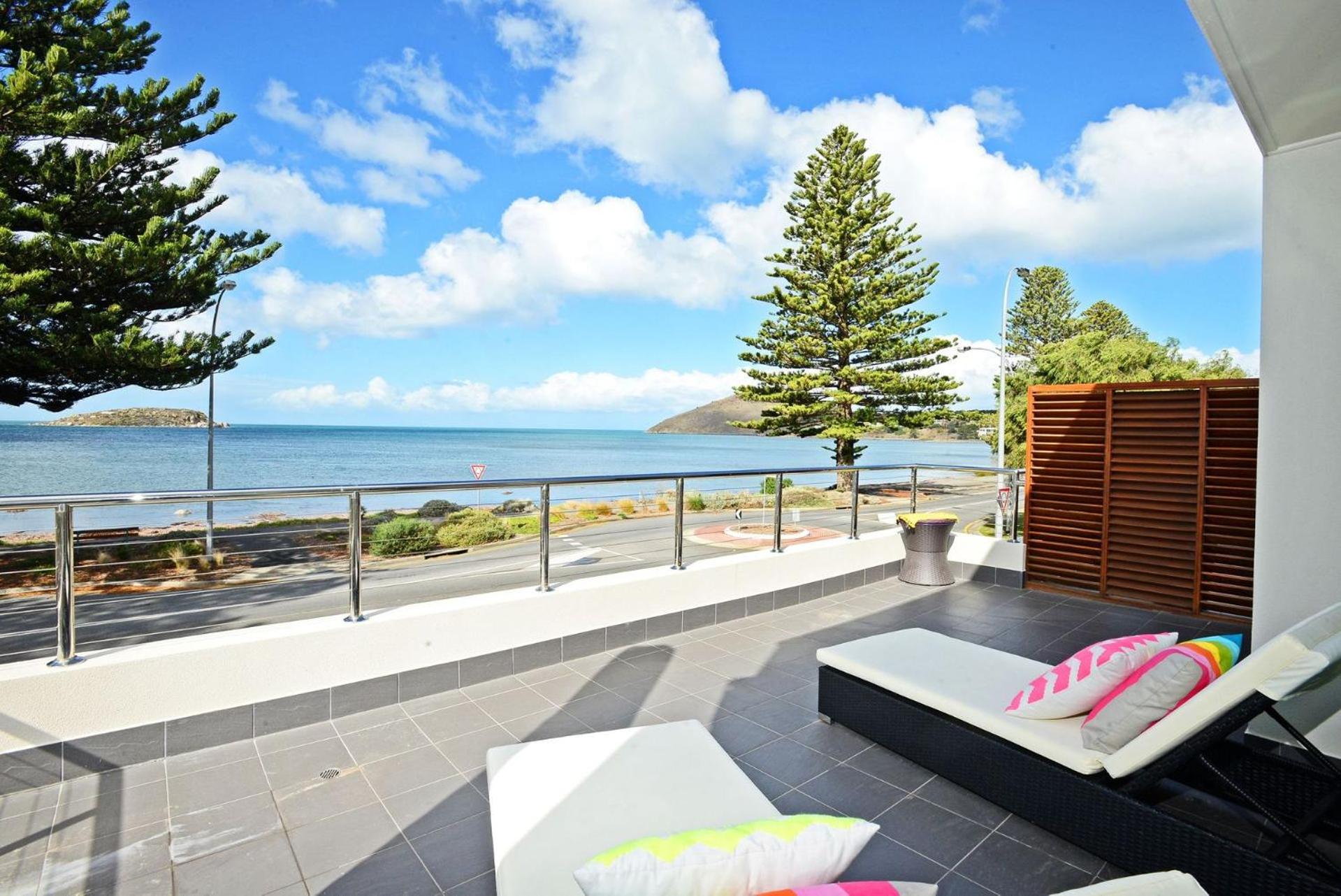 Luxury and Beachfront on Franklin