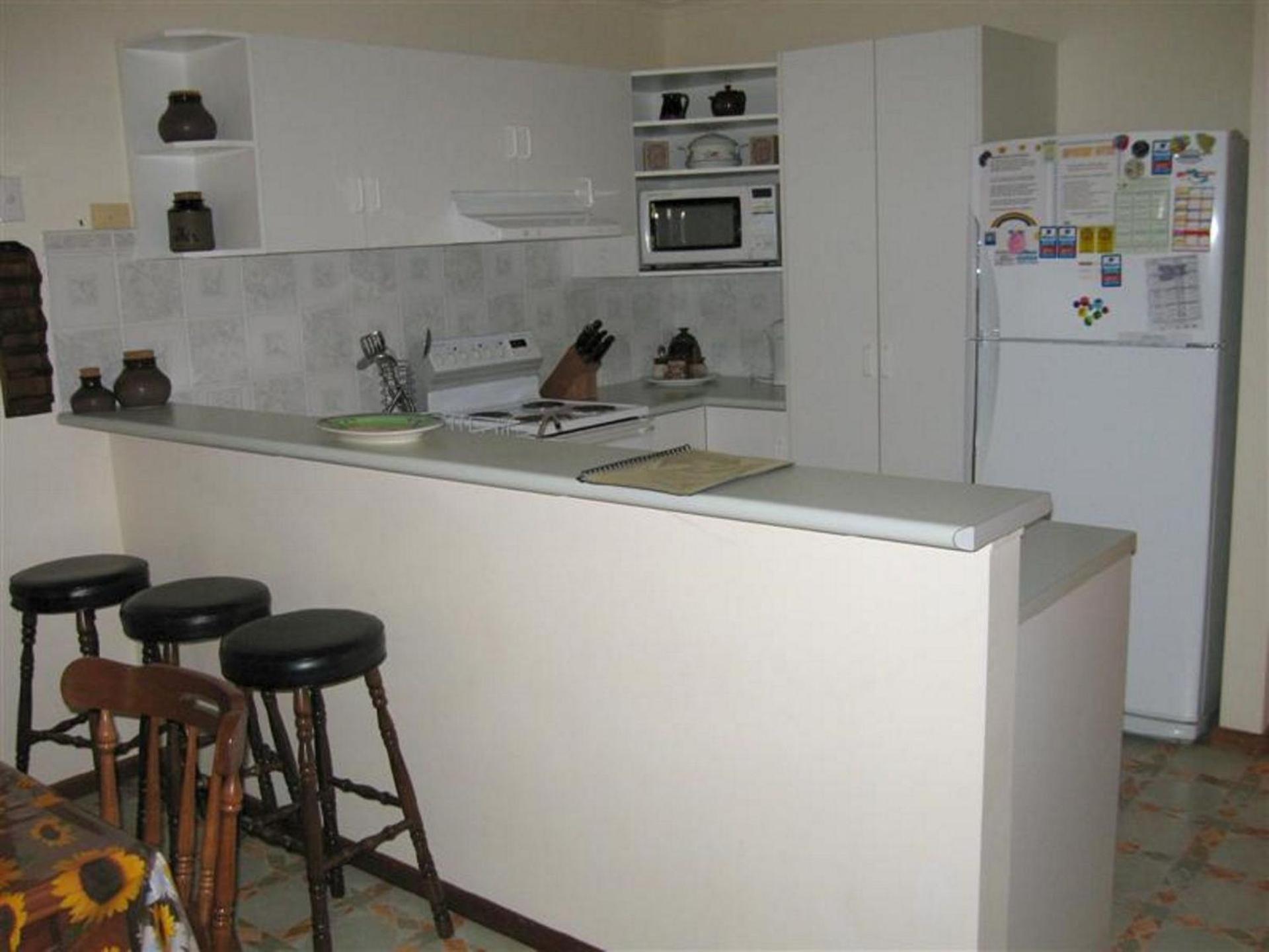 Great Home Close to Encounter Lakes Beach