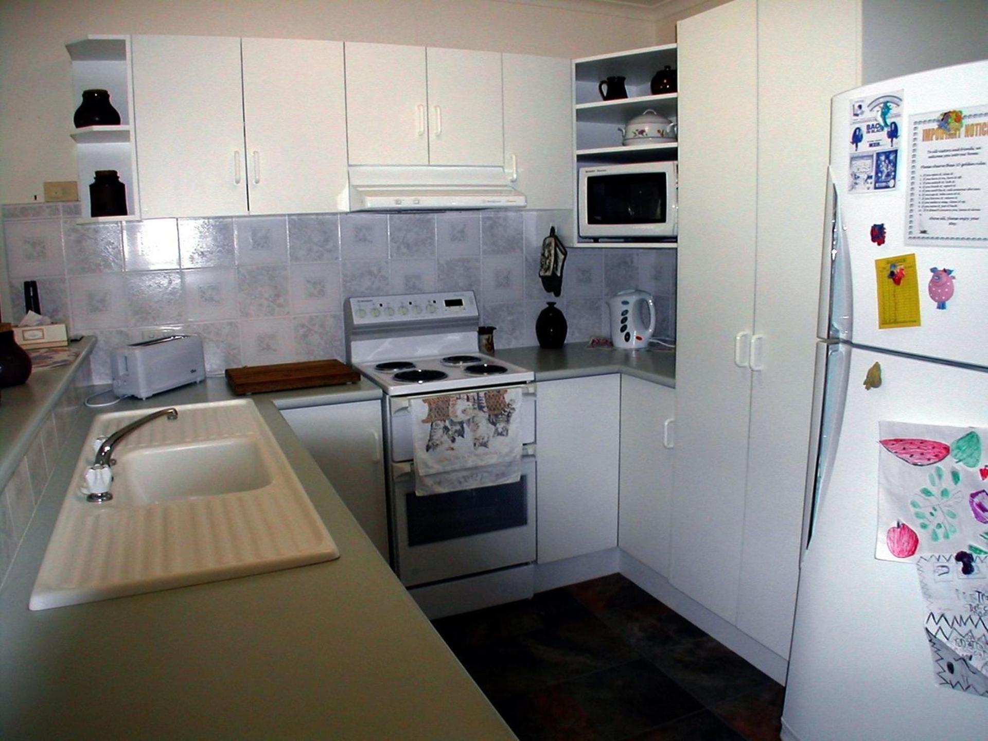 Great Home Close to Encounter Lakes Beach