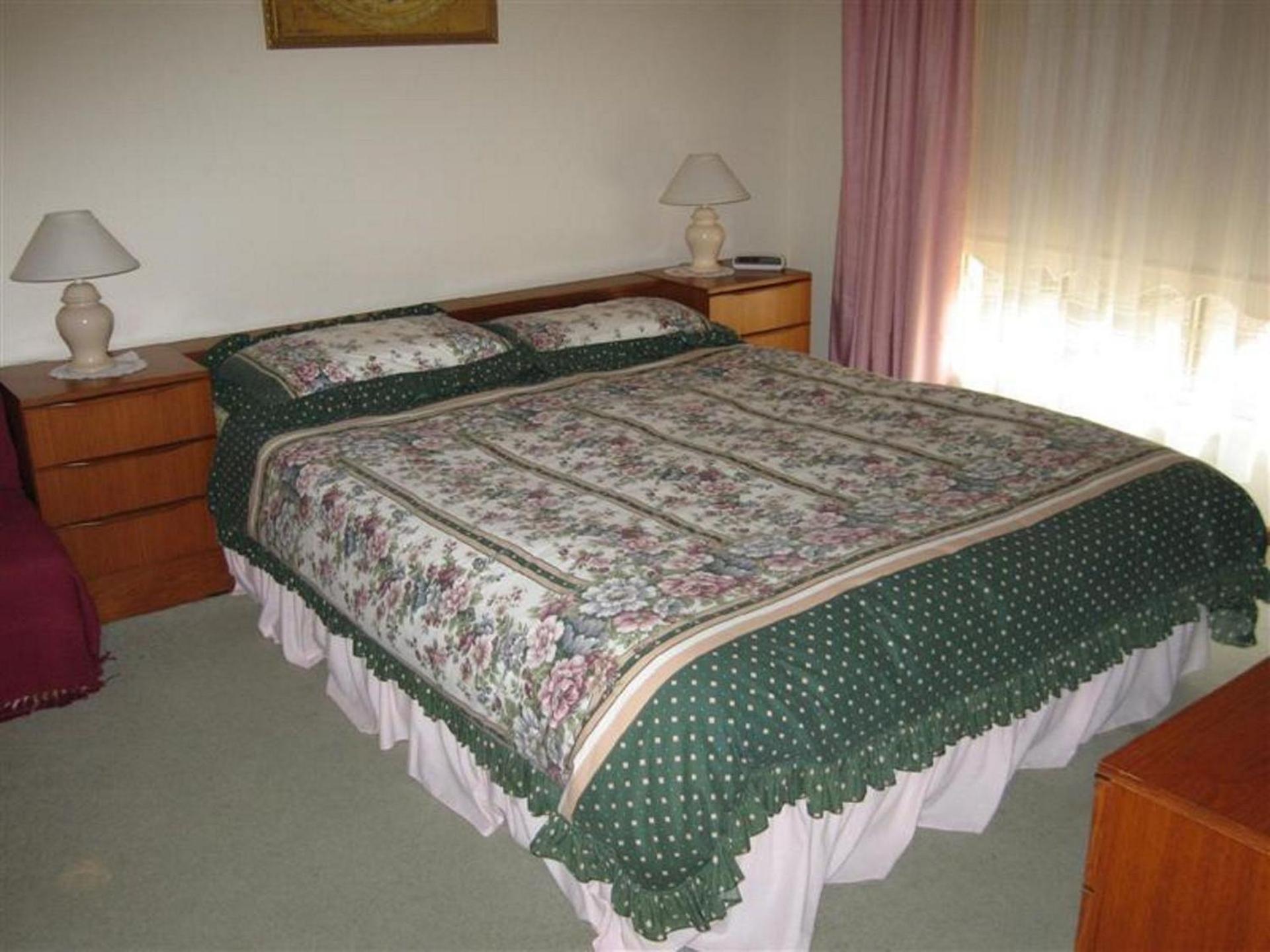 Great Home Close to Encounter Lakes Beach