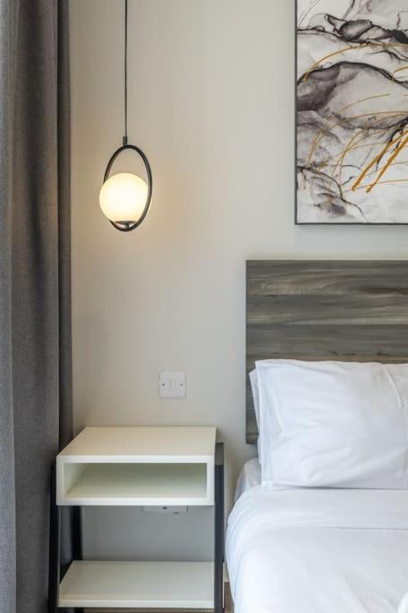 Studio room 11 with kitchenette in the heart of St Julians