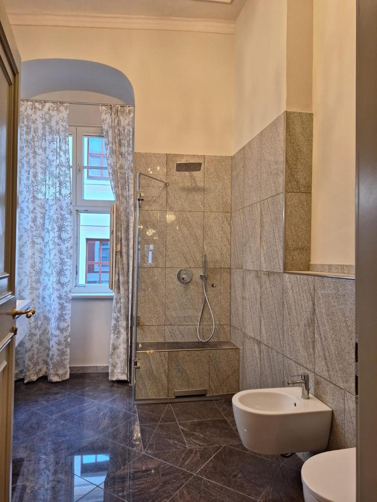 Stadtpalais Königssuite maximal 2 Personen und 1 Kleinkind