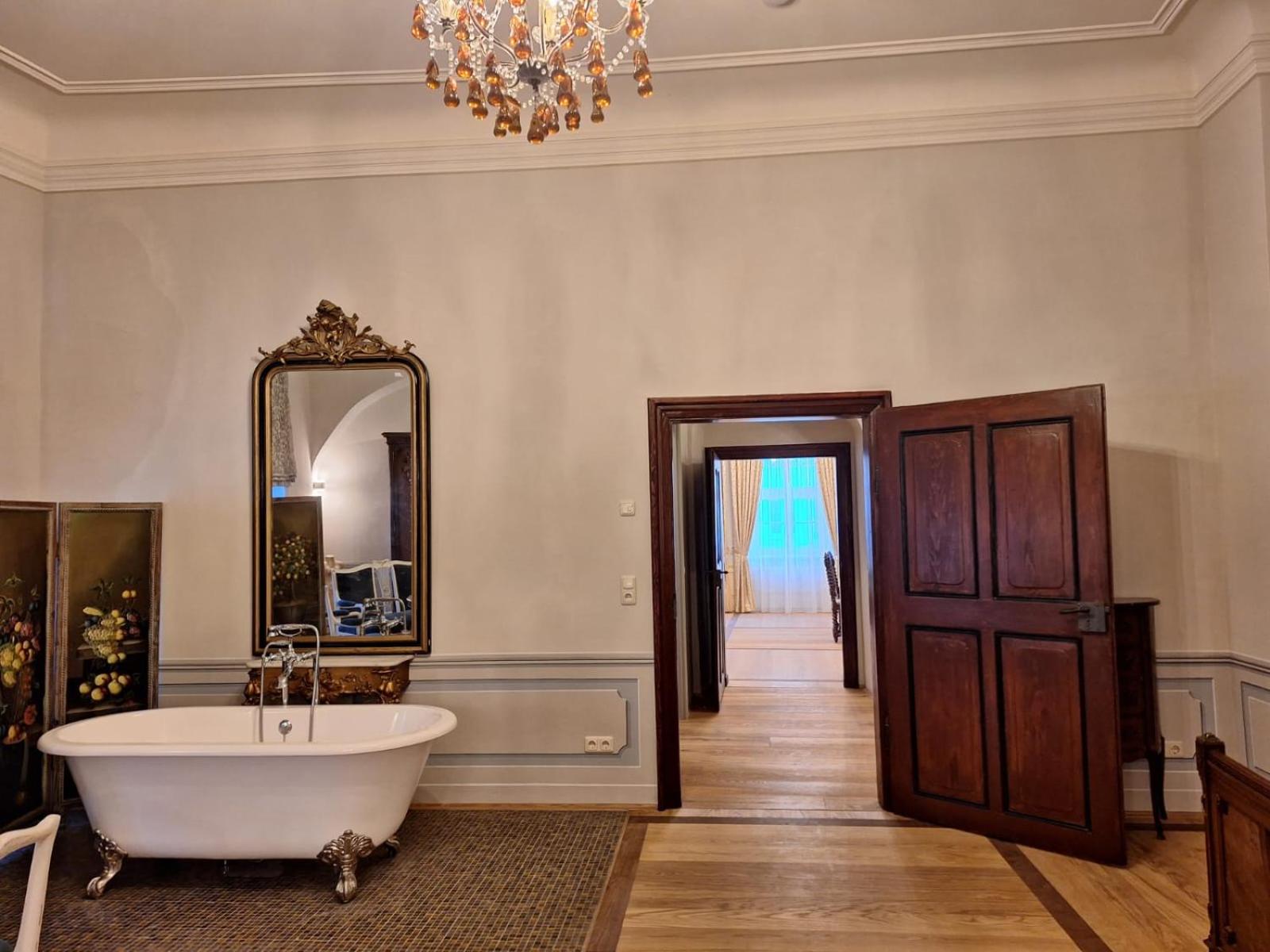 Stadtpalais Königssuite maximal 2 Personen und 1 Kleinkind