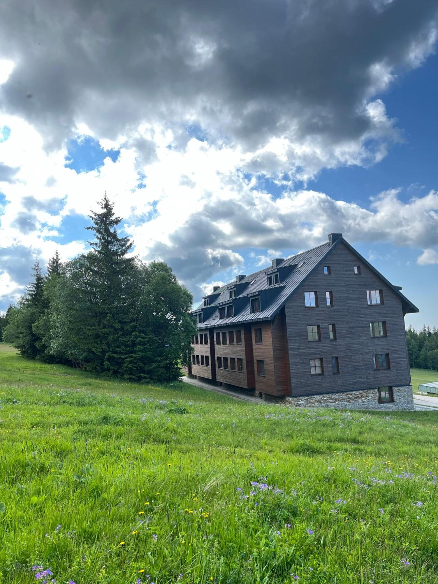 Apartmán O18 - Kleč