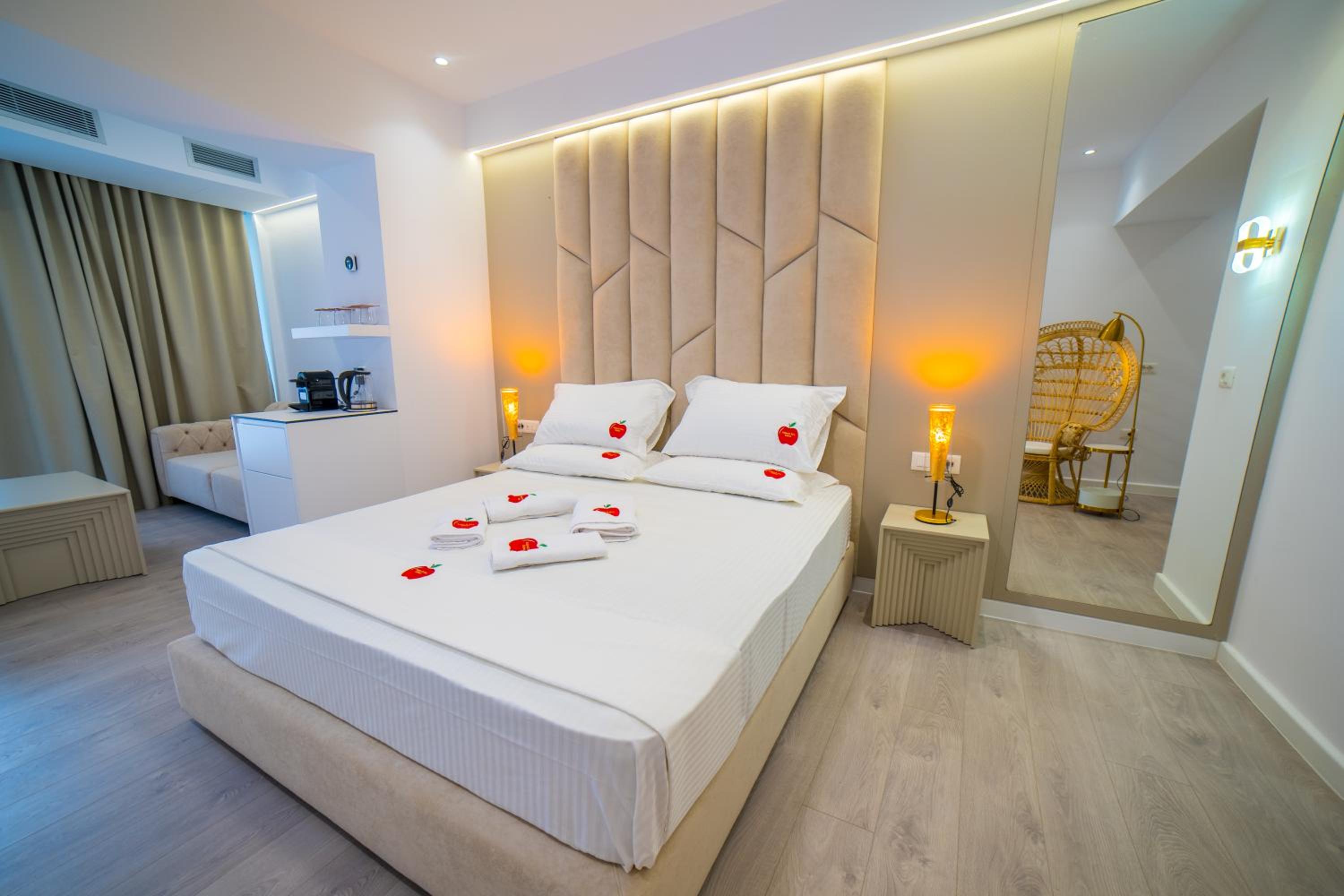 Adam & Eve Suites