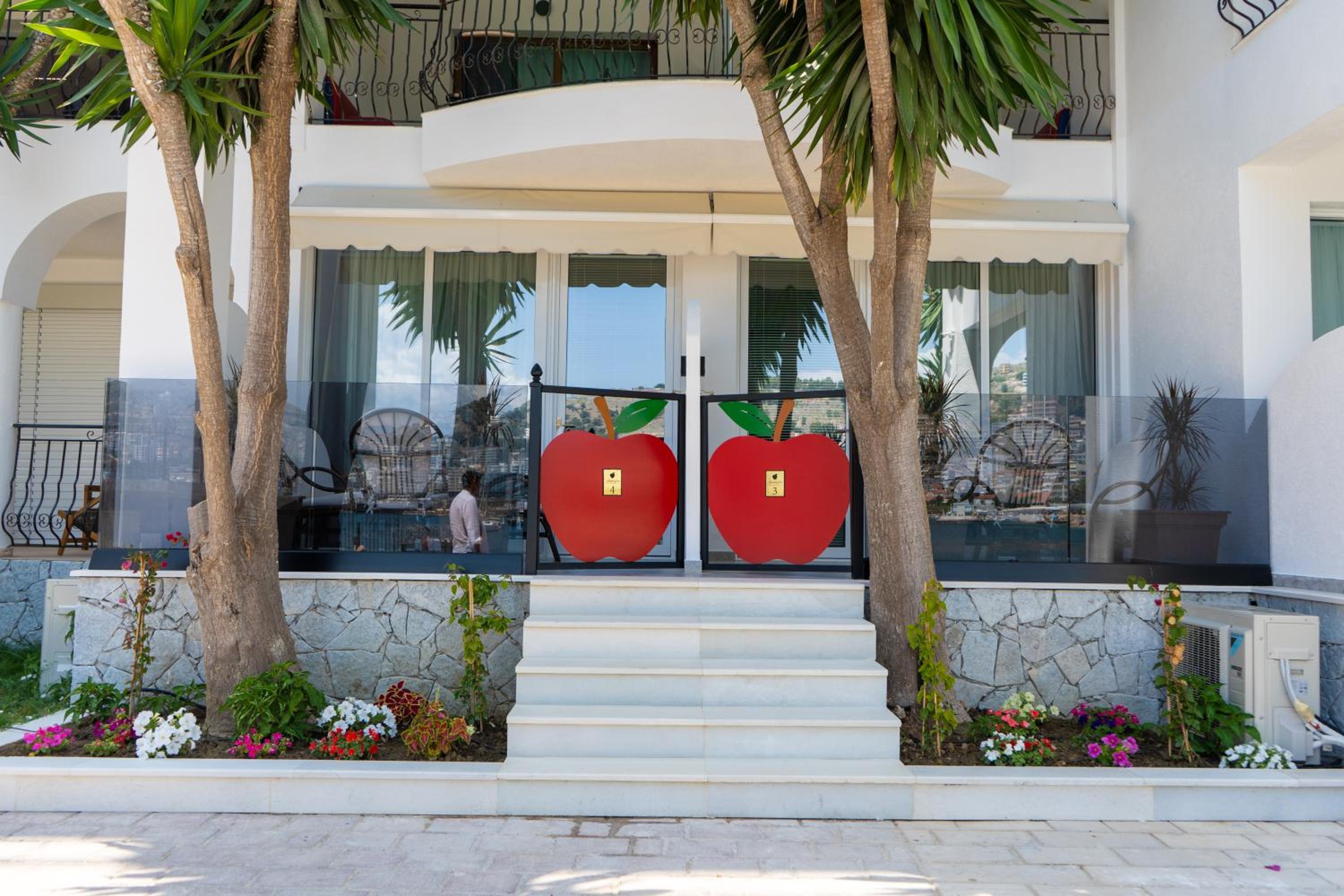 Adam & Eve Suites
