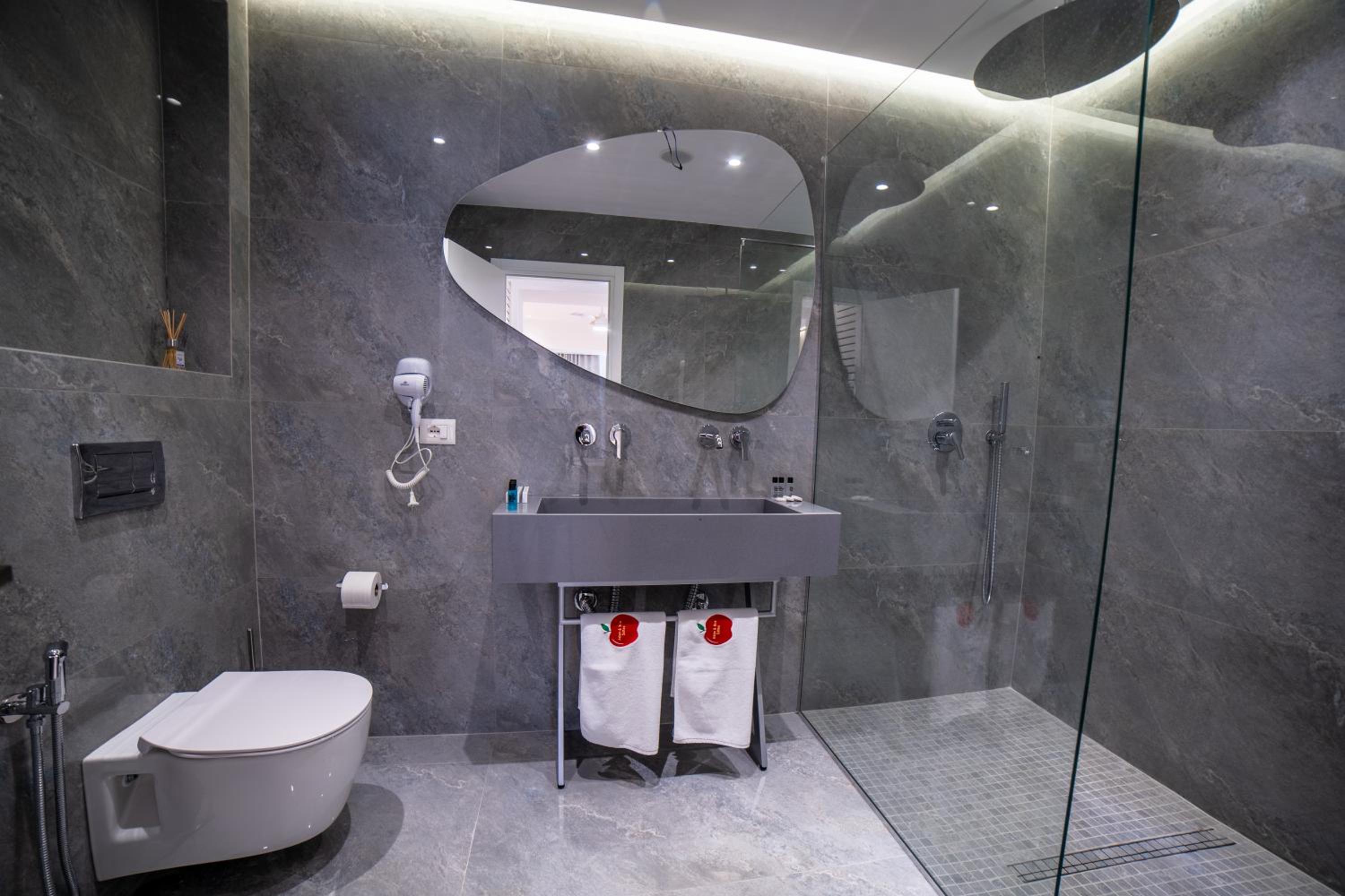 Adam & Eve Suites