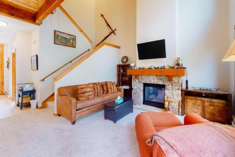 The Seasons Keystone 2 Bedroom In Lakeside Village view 2