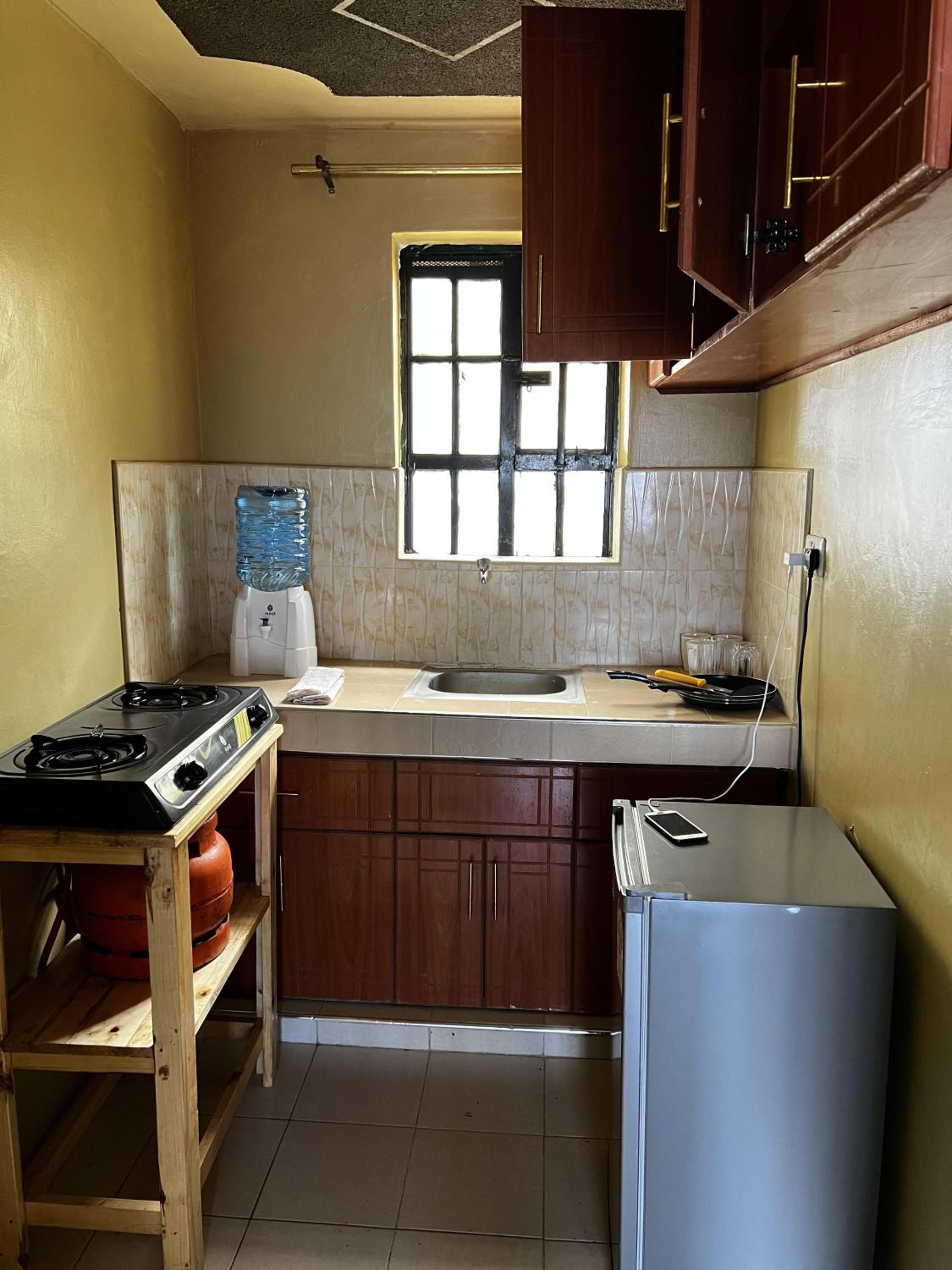 Impeccable homely 1-Bed Apartment in Nairobi view 5