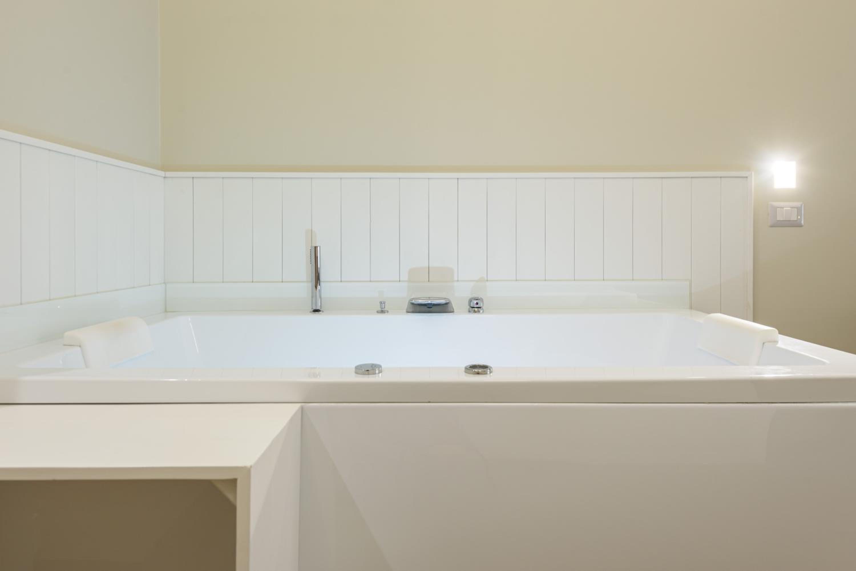 Alma Suites