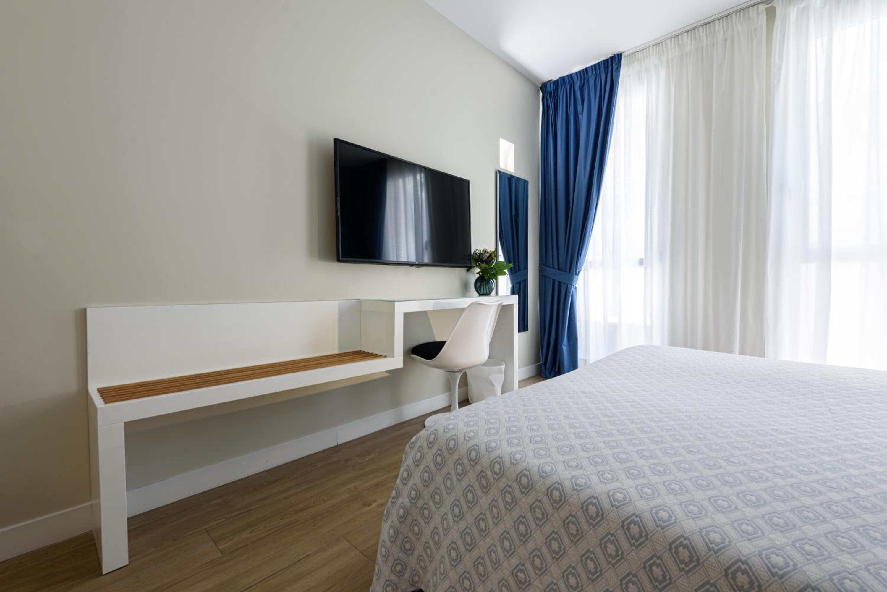 Alma Suites