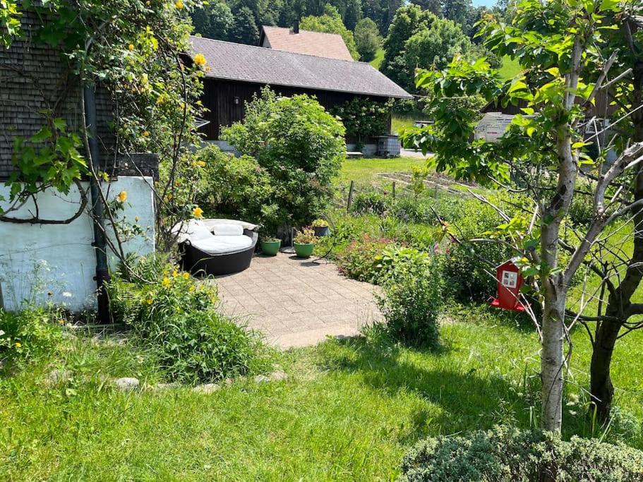 Charming alps apartment perfect for walk/cycle/ski