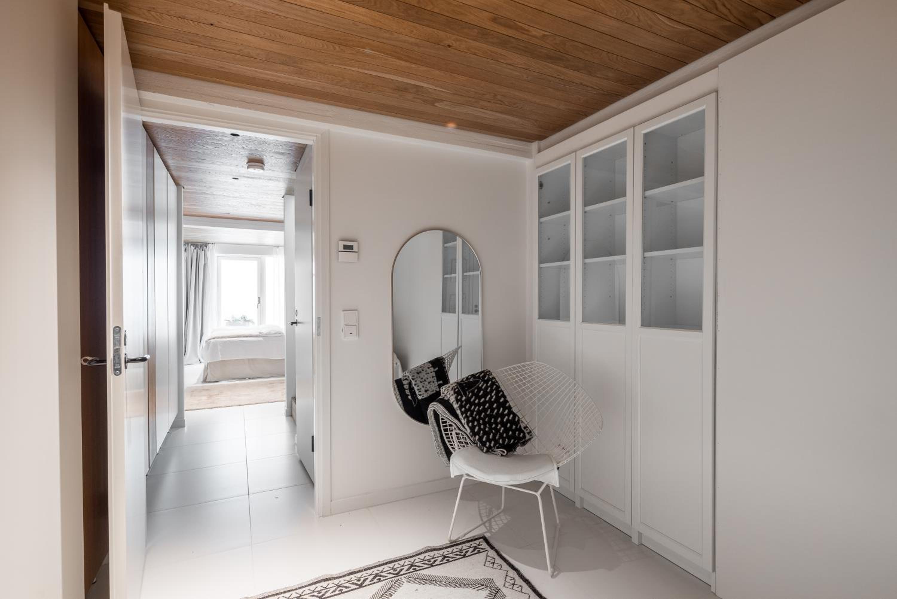 Scandinavian Deluxe House With Private Sauna at Kamppi