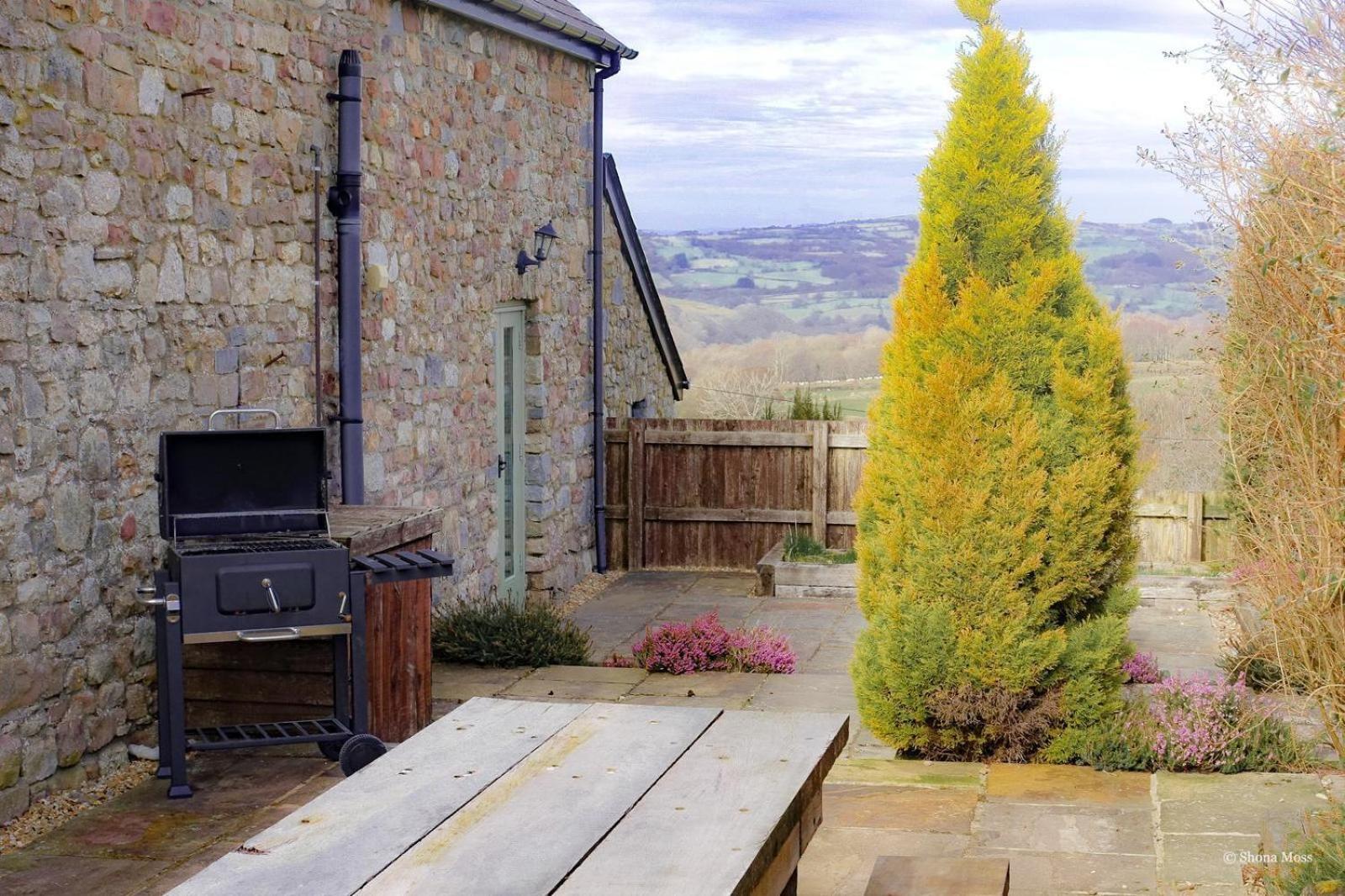 Rhiwddu Barns - Brecon Beacons National Park view 2