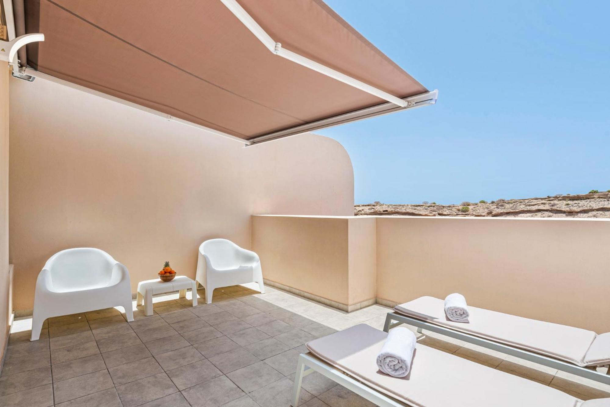 MEDANO4YOU La Jaquita Terrace Holiday Home