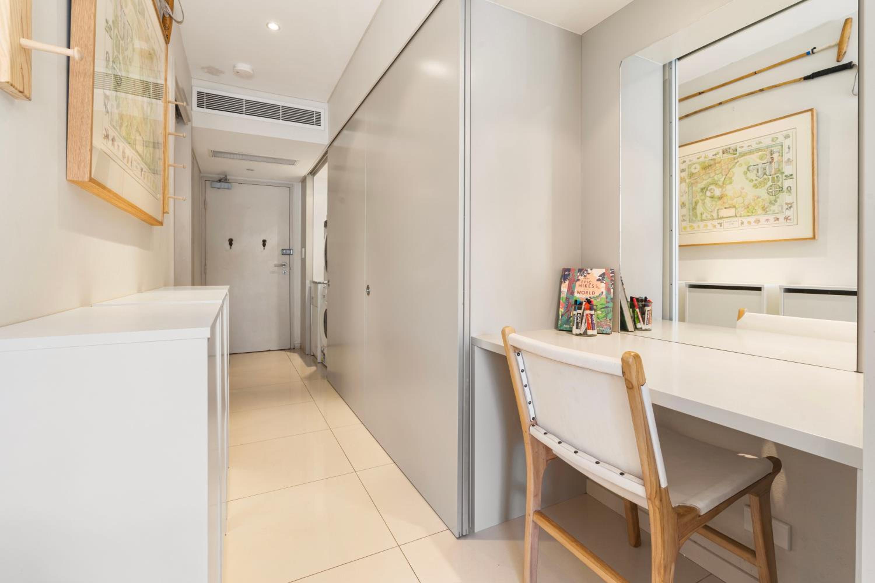 Relaxed 1BR Apartment with Courtyard in Bondi