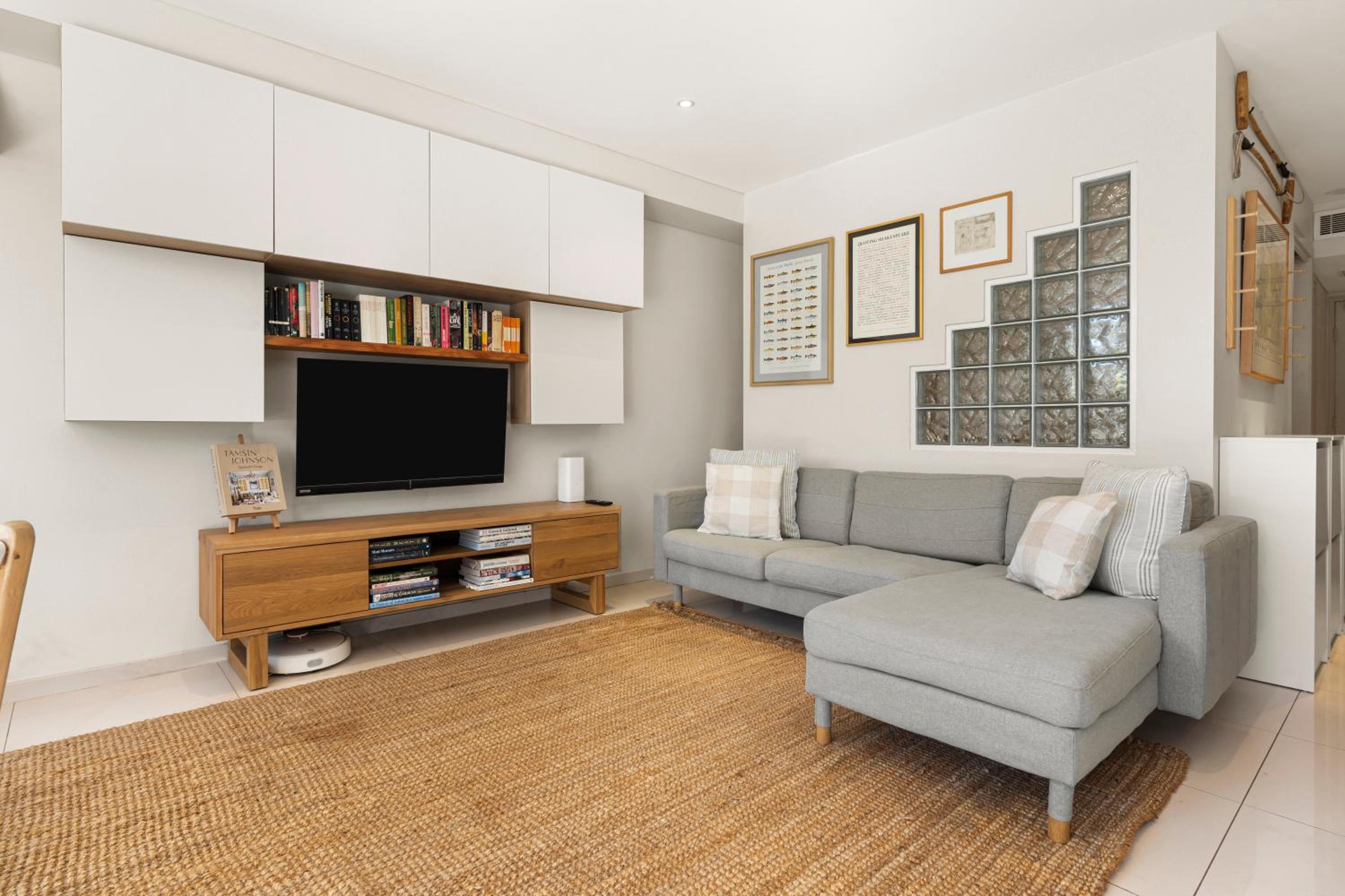 Relaxed 1BR Apartment with Courtyard in Bondi