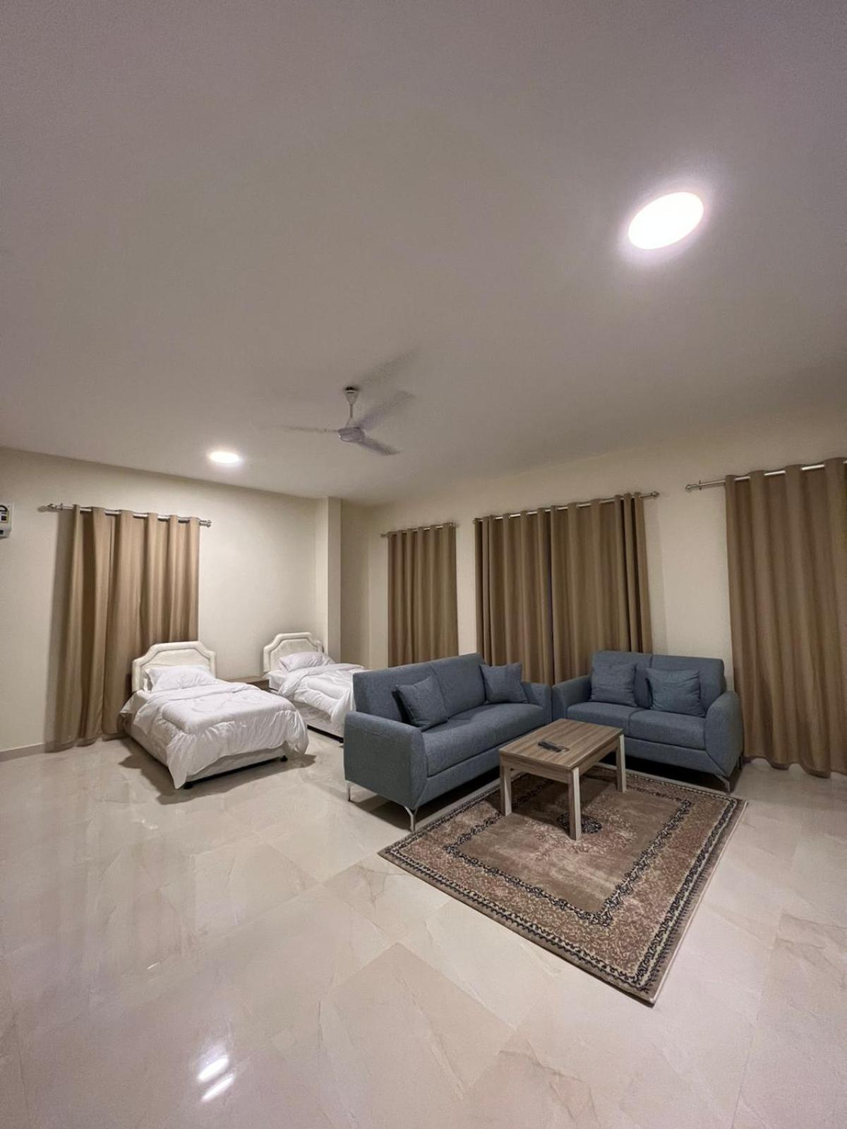 Mirbat Apartments
