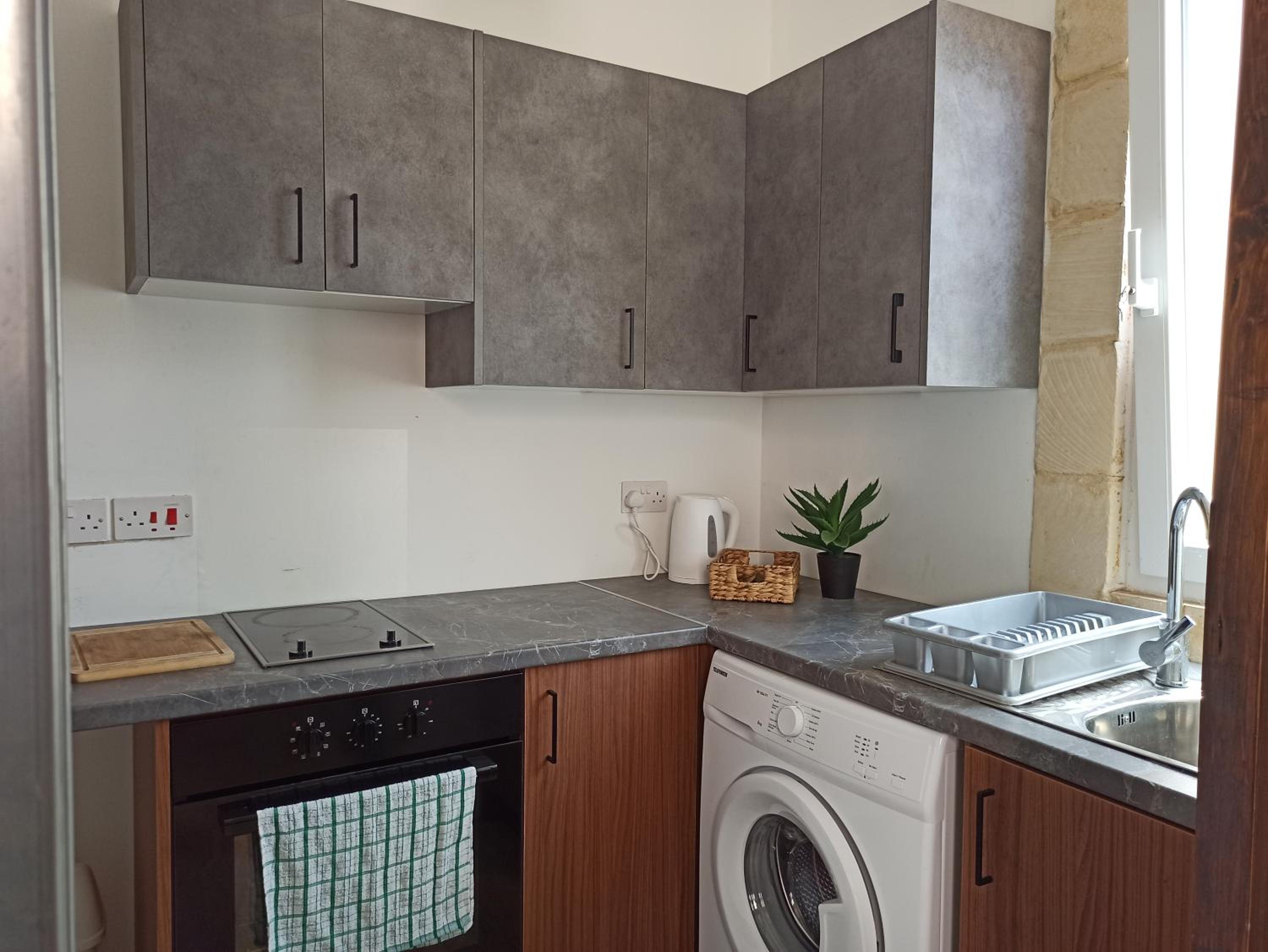 Beautiful 1-Bed Apartment in Hal Qormi view 2