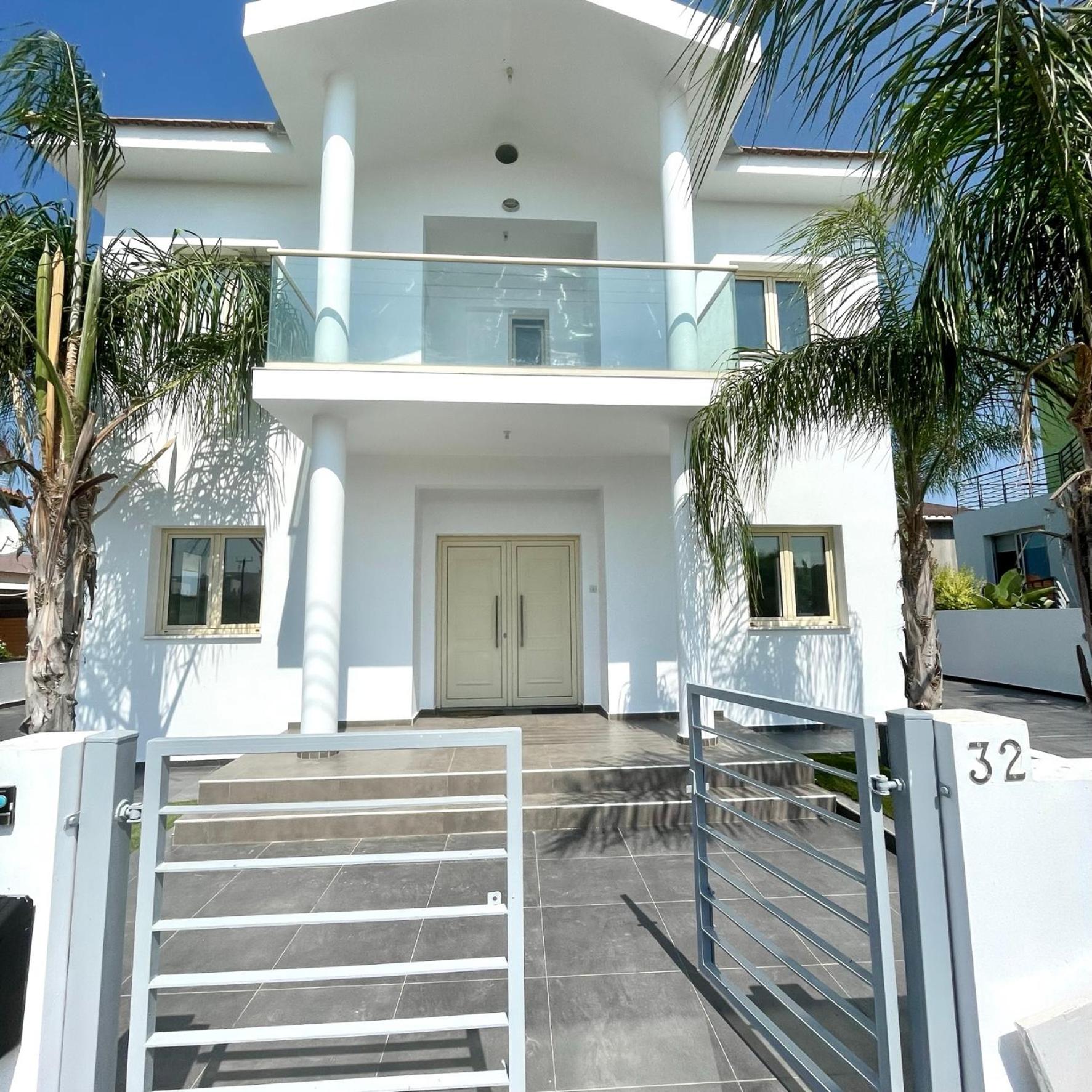 Lydia's Villa
