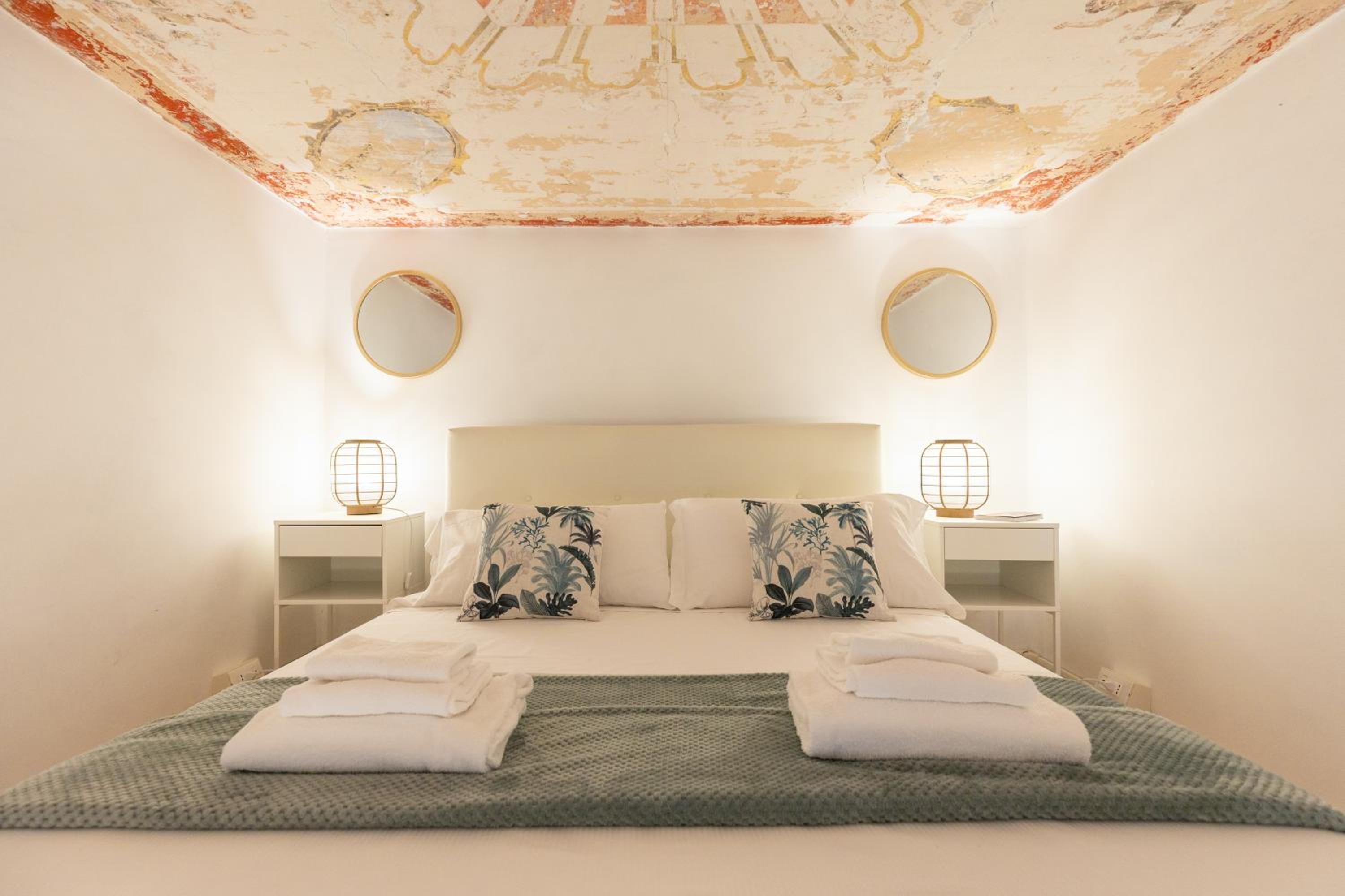 Rome As You Feel - Fontanella Borghese Luxury Apartment