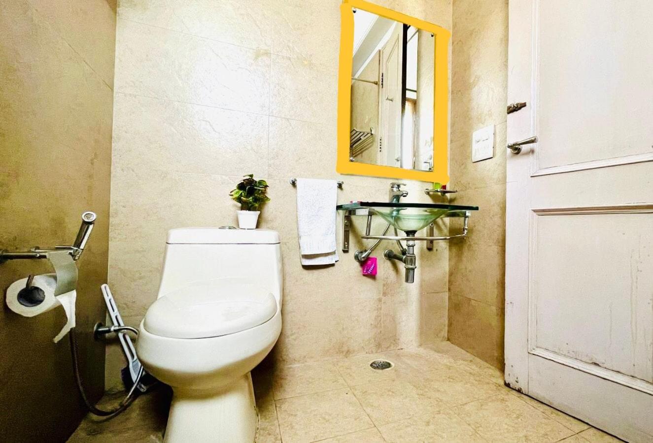 BluO Classic Studio - Green Park Hauz Khas Village view 3
