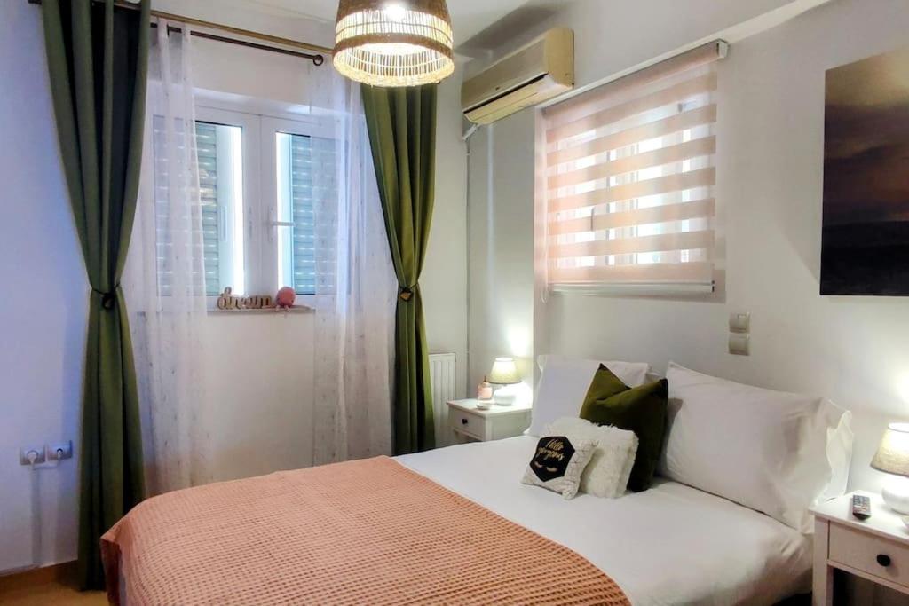 Simply Meraki Gytheian apt with Panoramic Sea View view 5