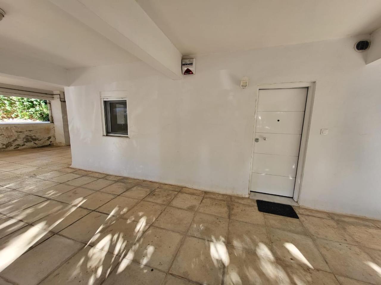 Apartment Near The Center Of Glyfada