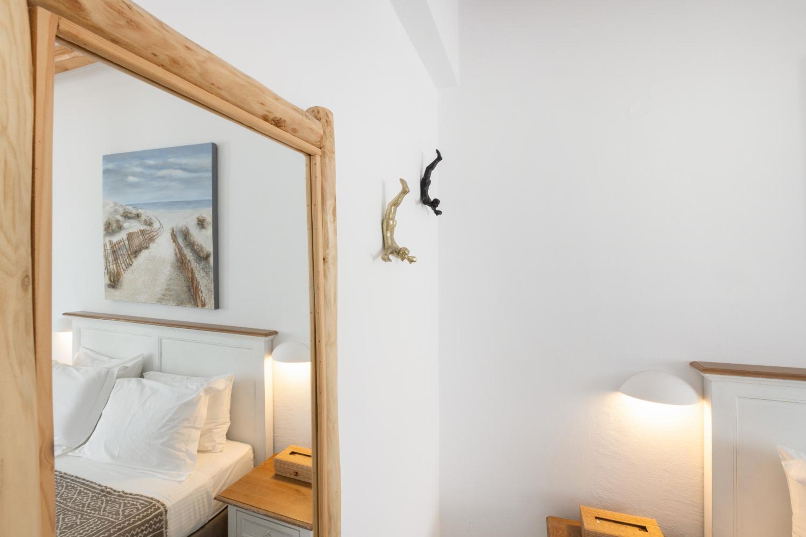 Parosquare Central Suites photo 4