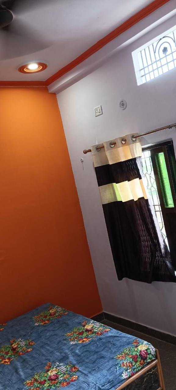 Lakshman Guest House