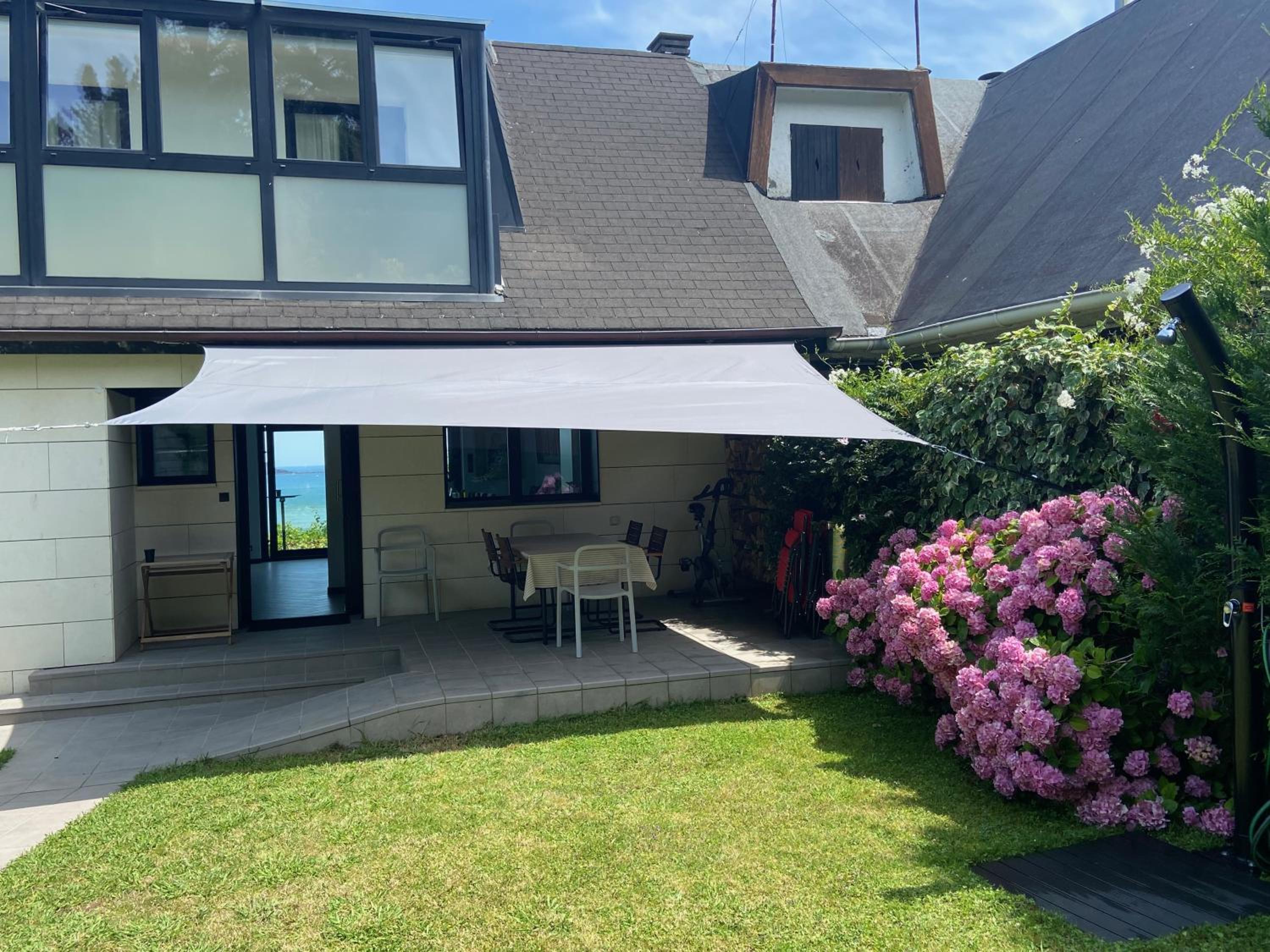 Mundaka Beachfront House