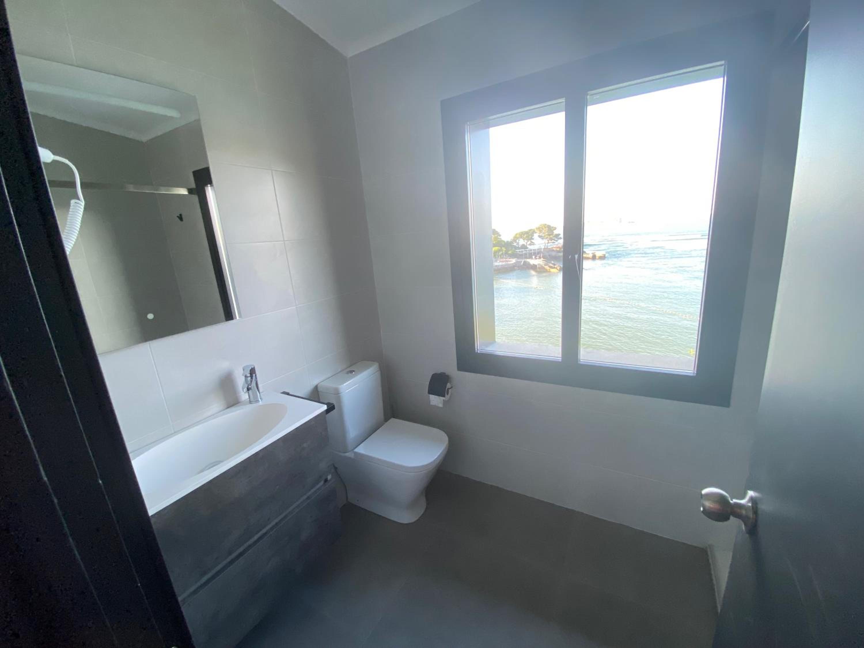 Mundaka Beachfront House