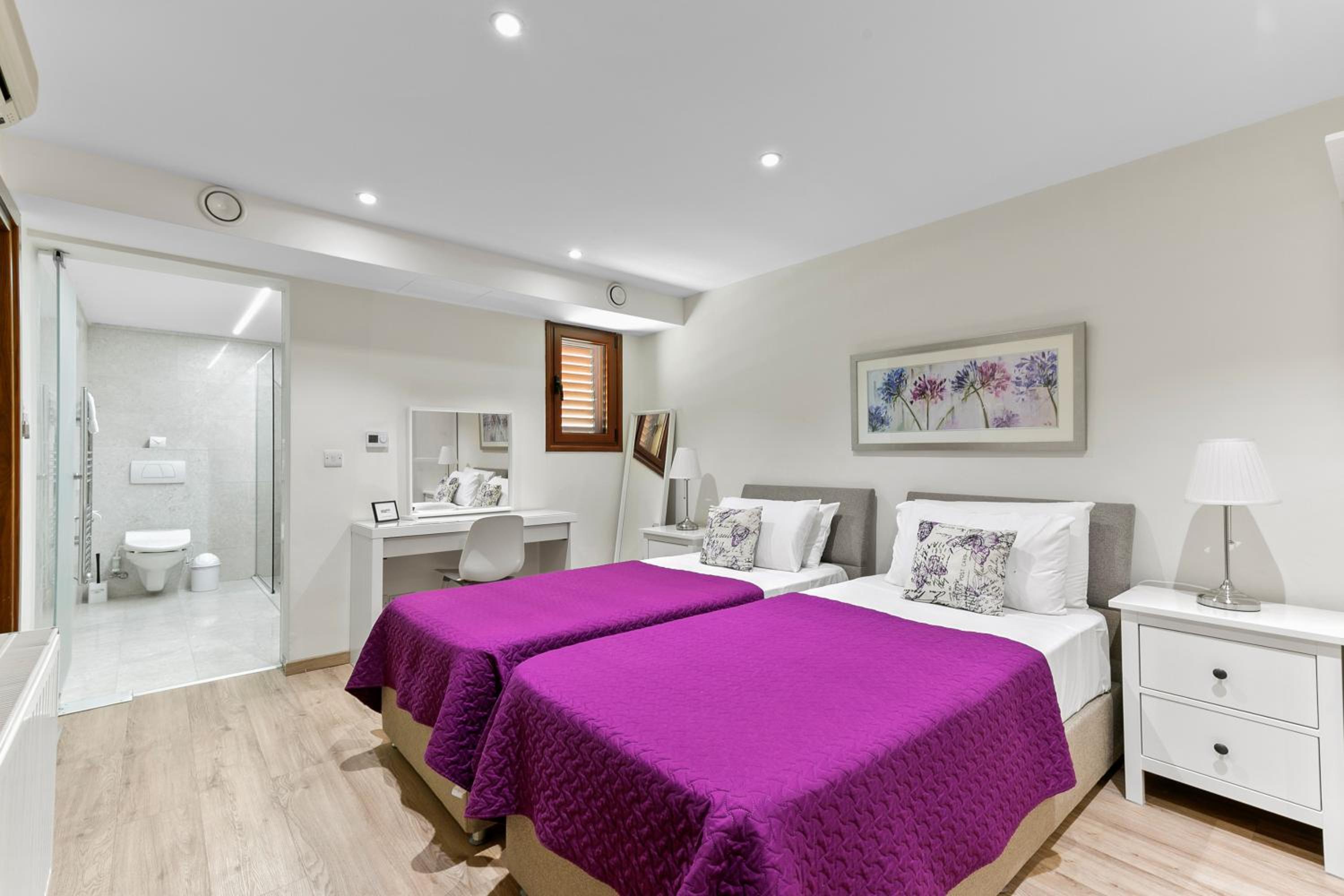 5 bedroom Villa Poseidon with private pool, Aphrodite Hills Resort