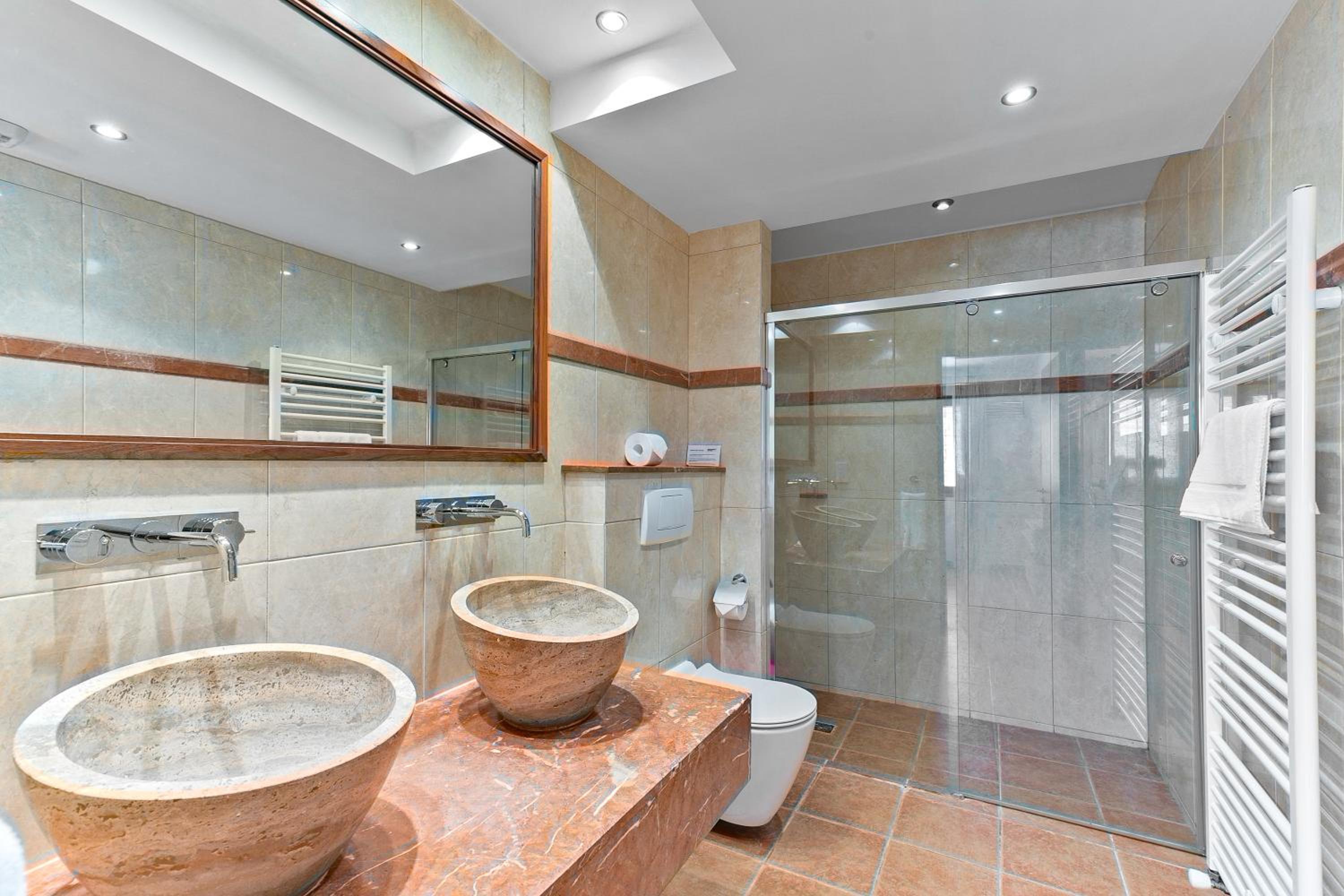 5 bedroom Villa Poseidon with private pool, Aphrodite Hills Resort