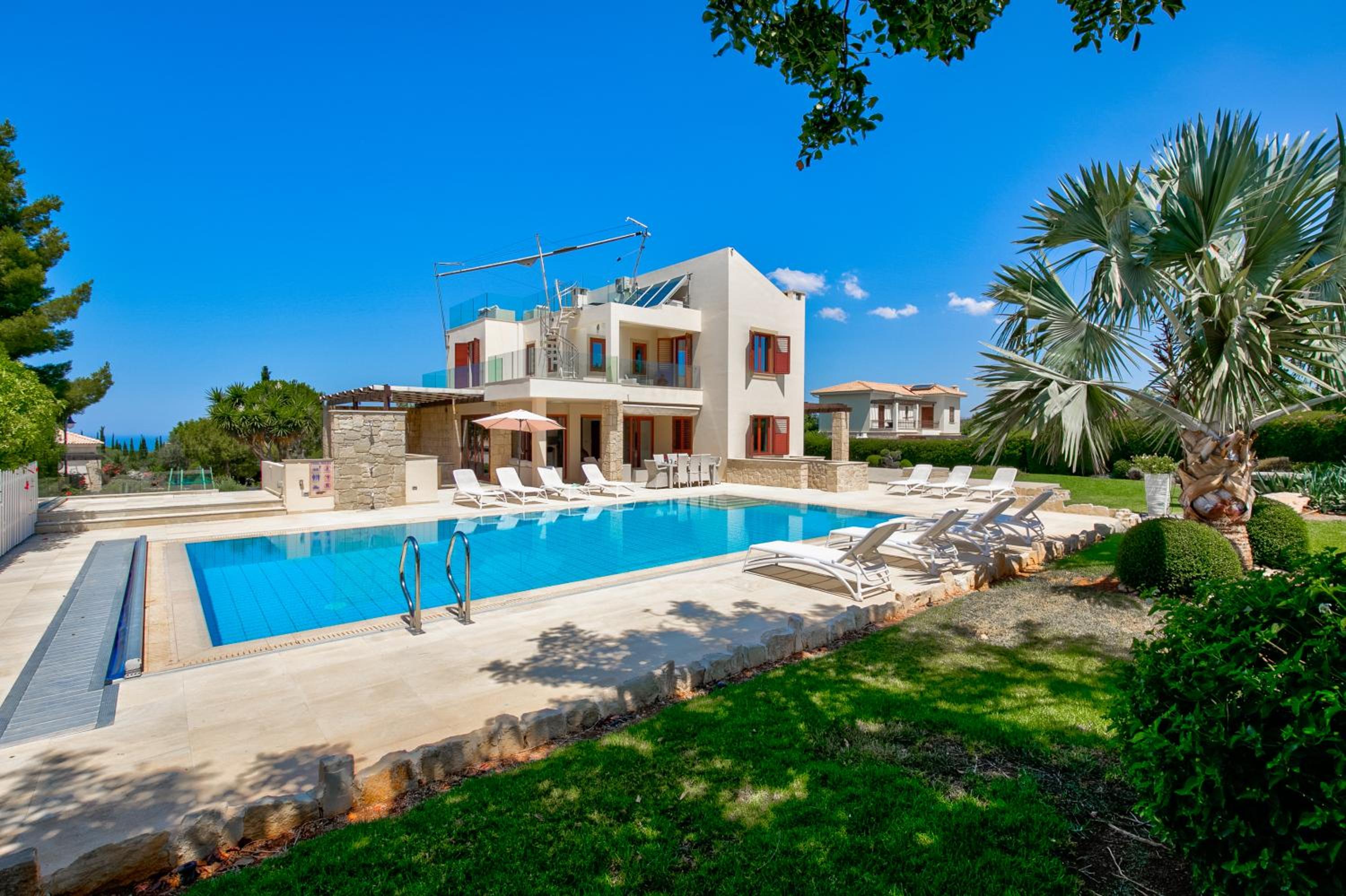 5 bedroom Villa Poseidon with private pool, Aphrodite Hills Resort