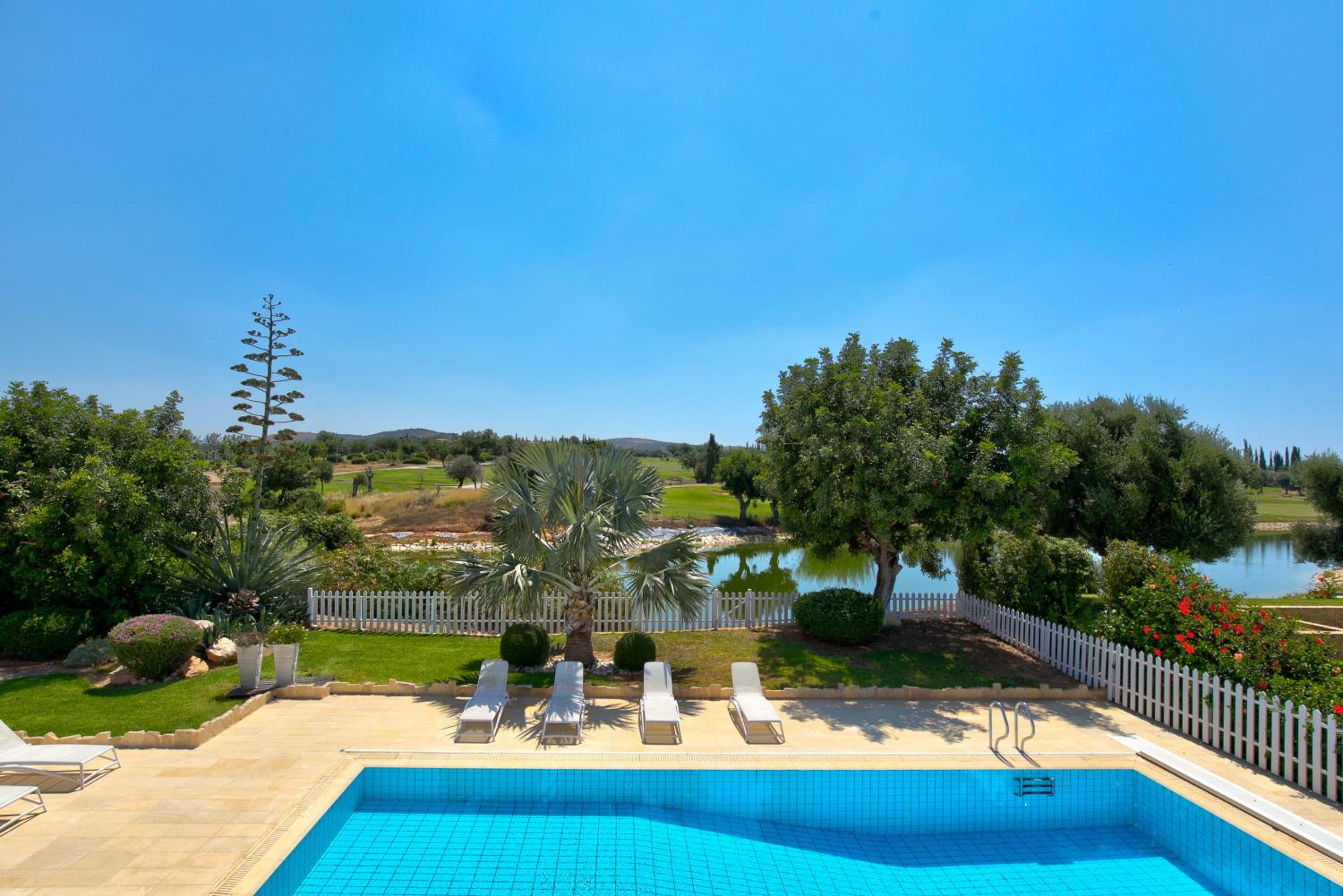 5 bedroom Villa Poseidon with private pool, Aphrodite Hills Resort