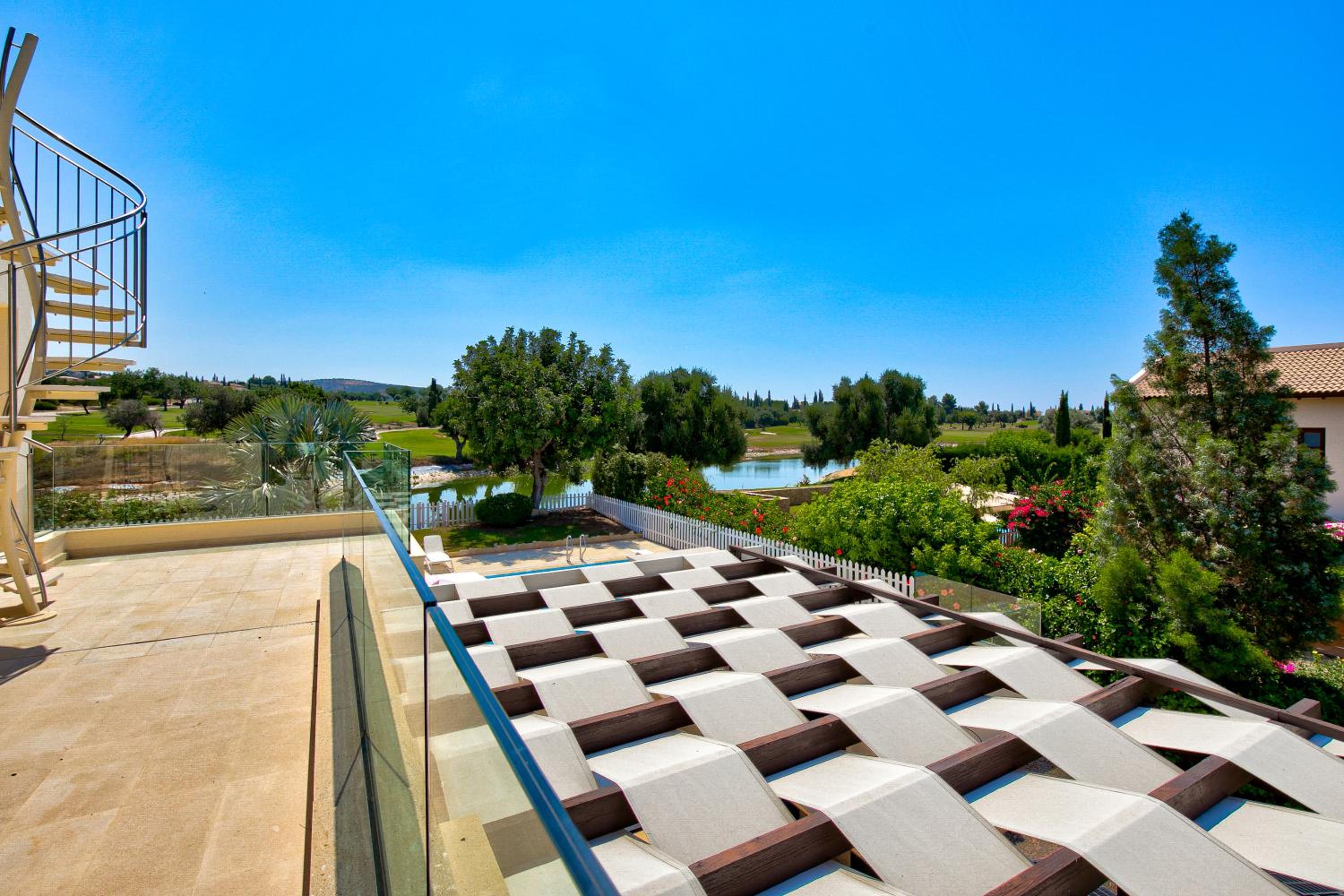 5 bedroom Villa Poseidon with private pool, Aphrodite Hills Resort