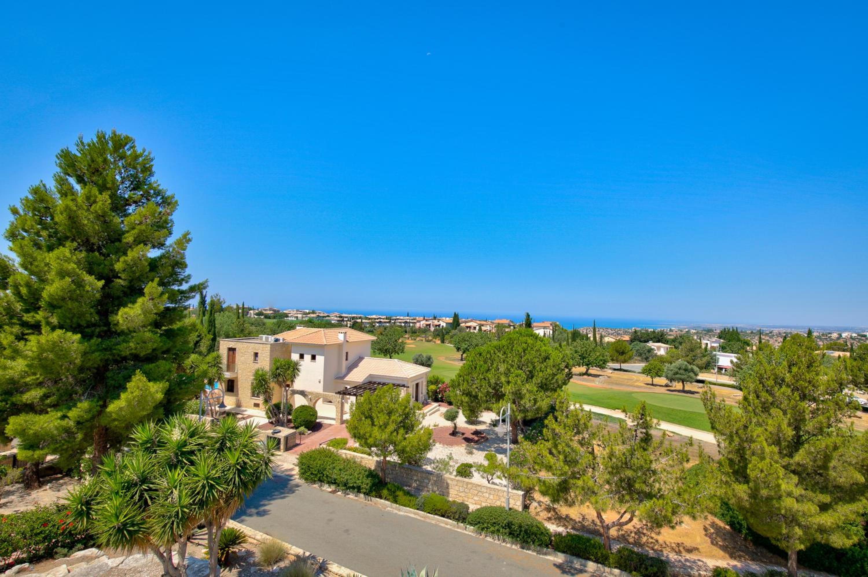 5 bedroom Villa Poseidon with private pool, Aphrodite Hills Resort