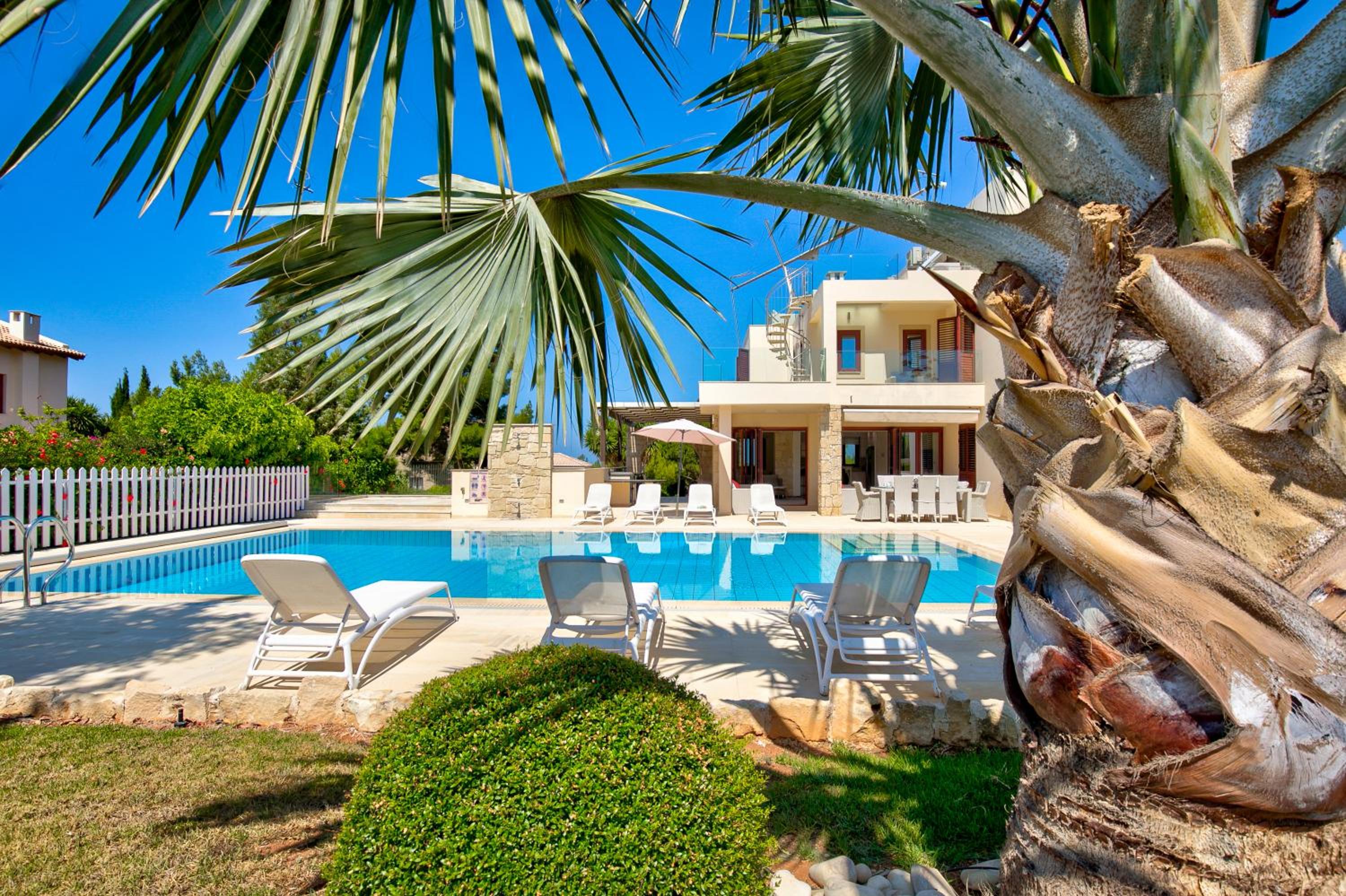 5 bedroom Villa Poseidon with private pool, Aphrodite Hills Resort
