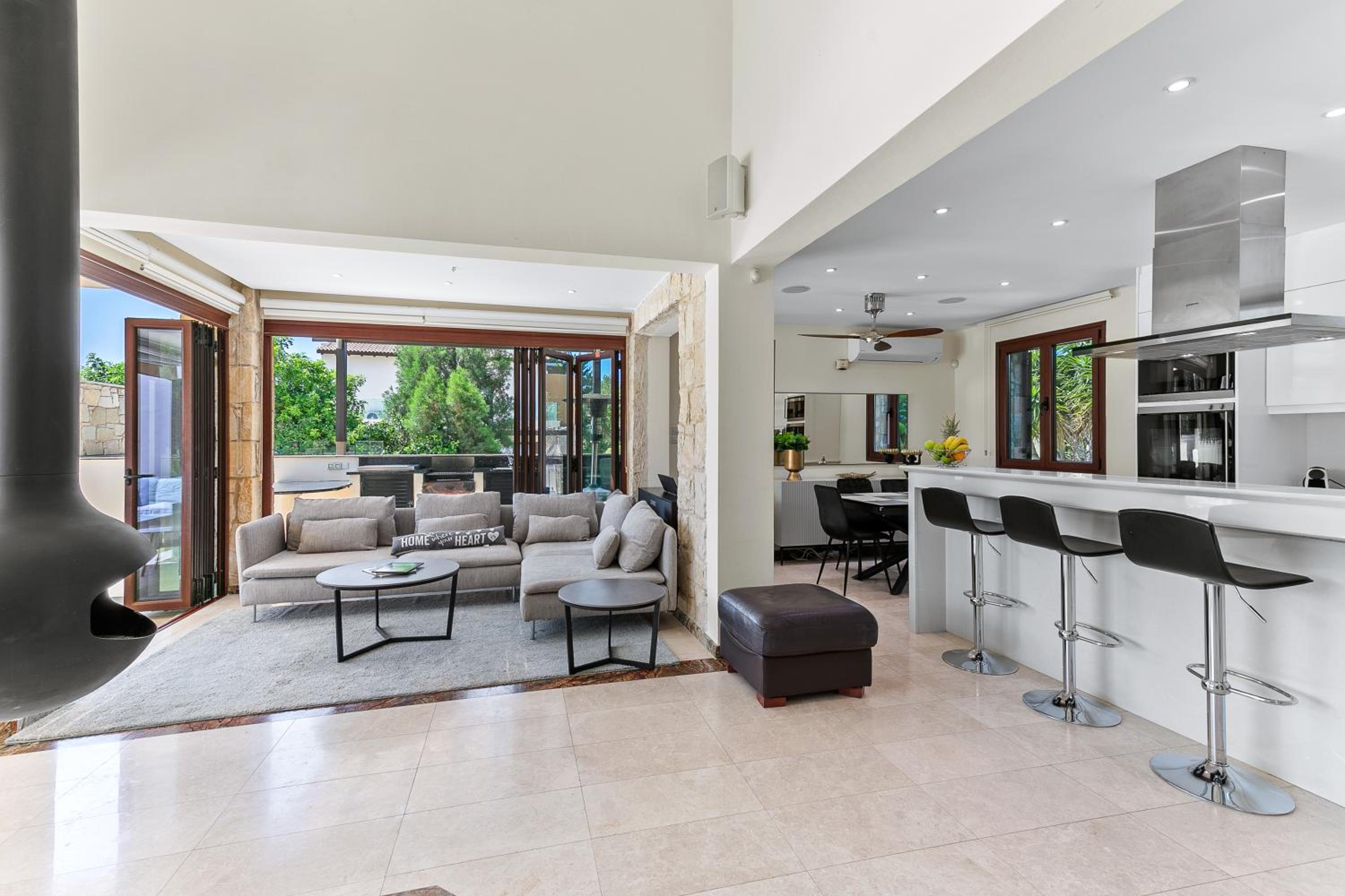 5 bedroom Villa Poseidon with private pool, Aphrodite Hills Resort