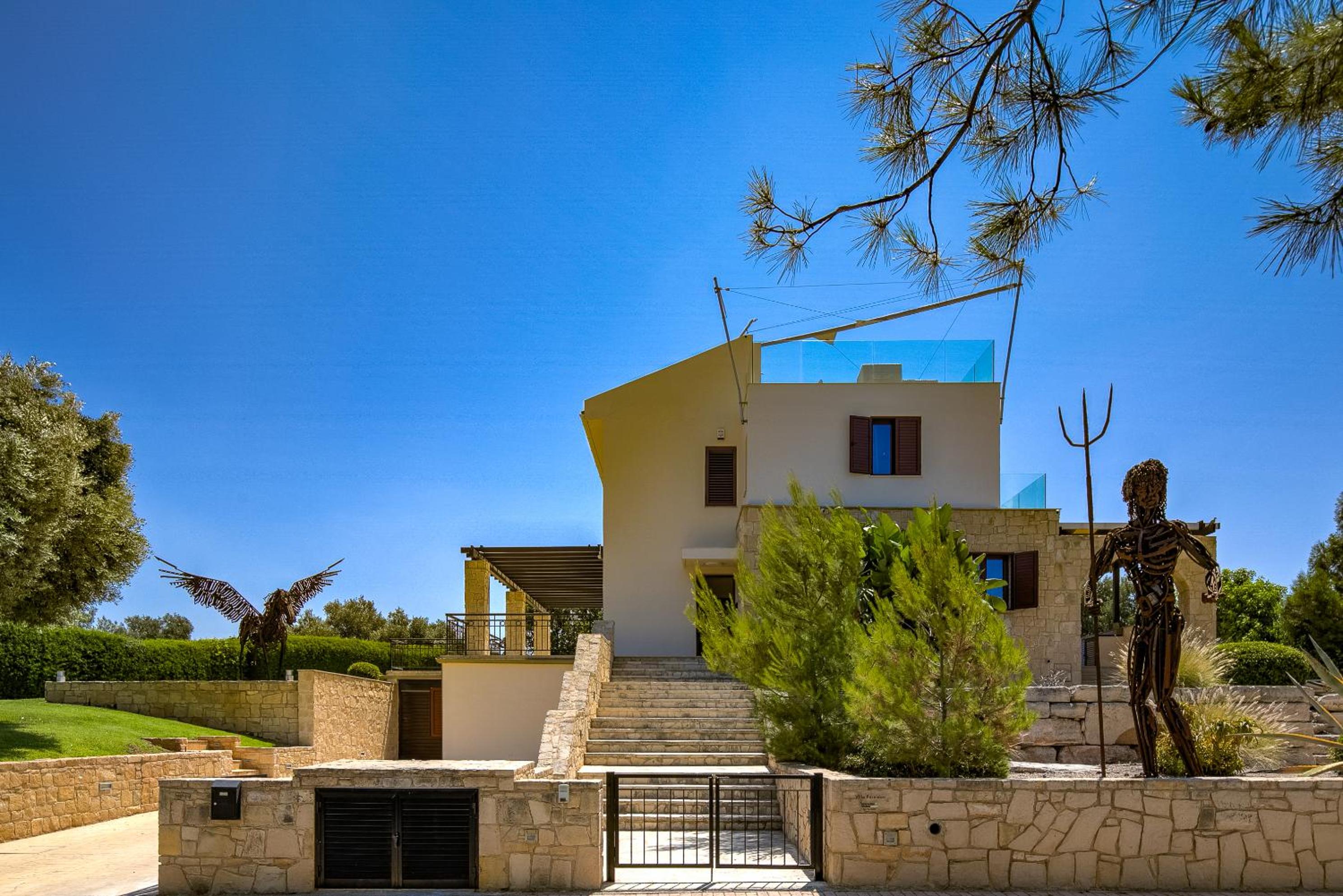 5 bedroom Villa Poseidon with private pool, Aphrodite Hills Resort