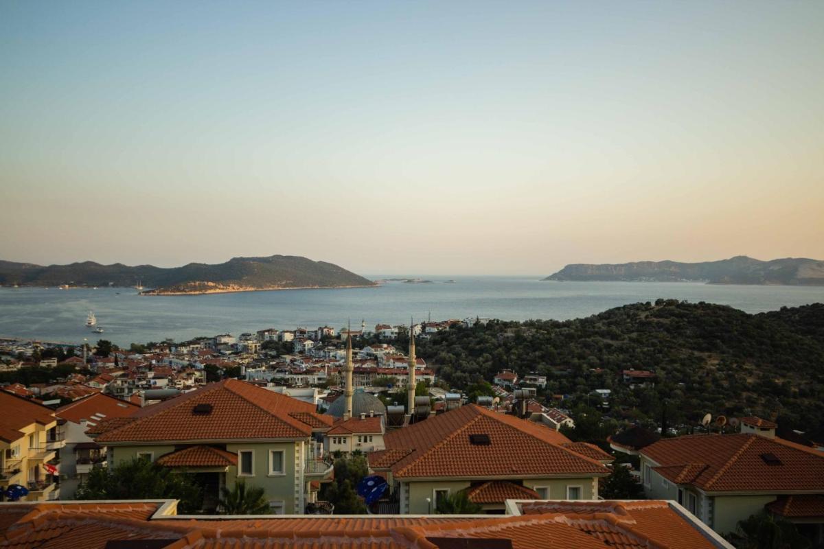 Sea View Flat 5 min to Ancient City in Kas view 5
