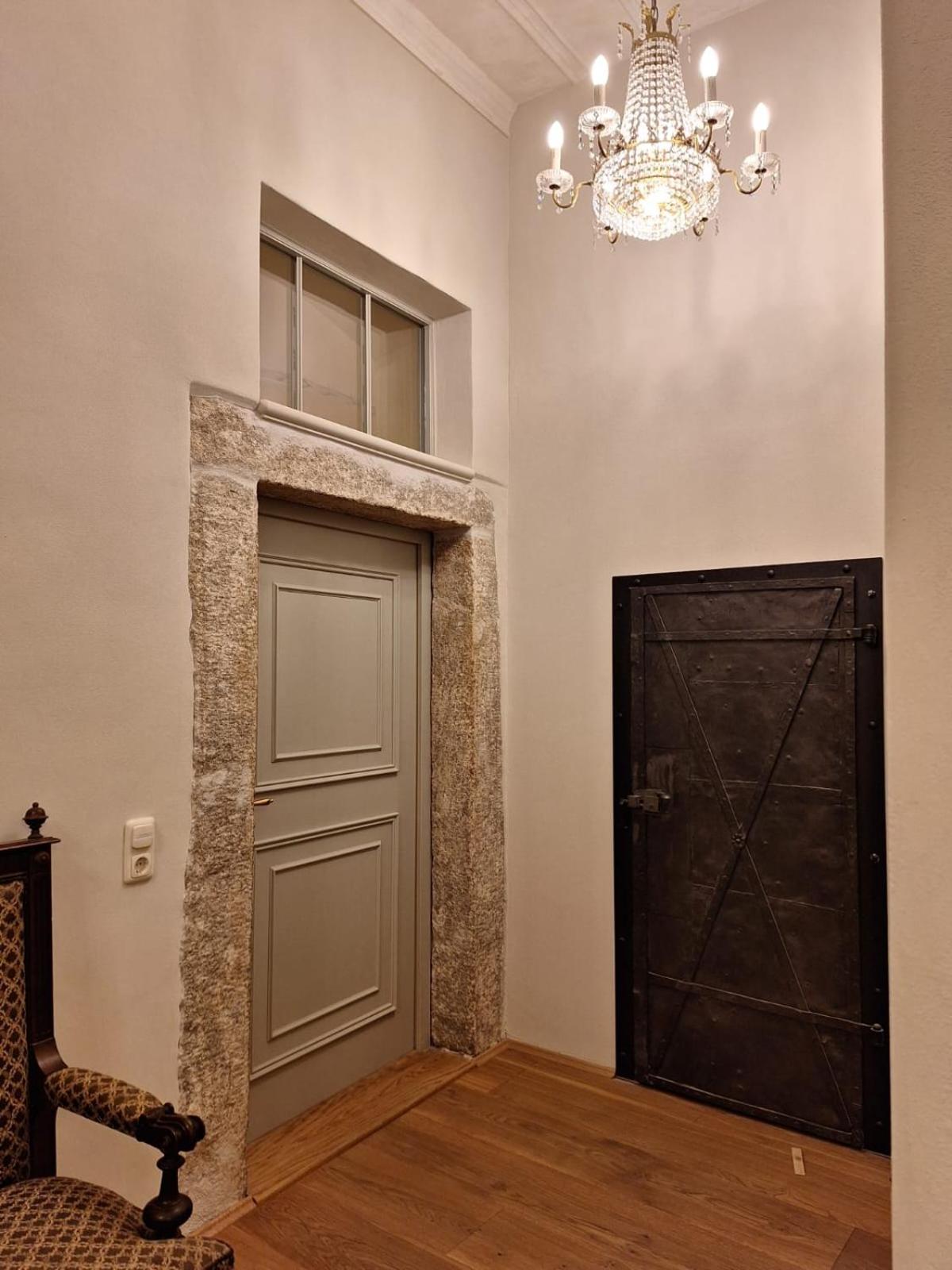 Stadtpalais Marché-Suite maximal 2 Personen und 1 Kleinkind